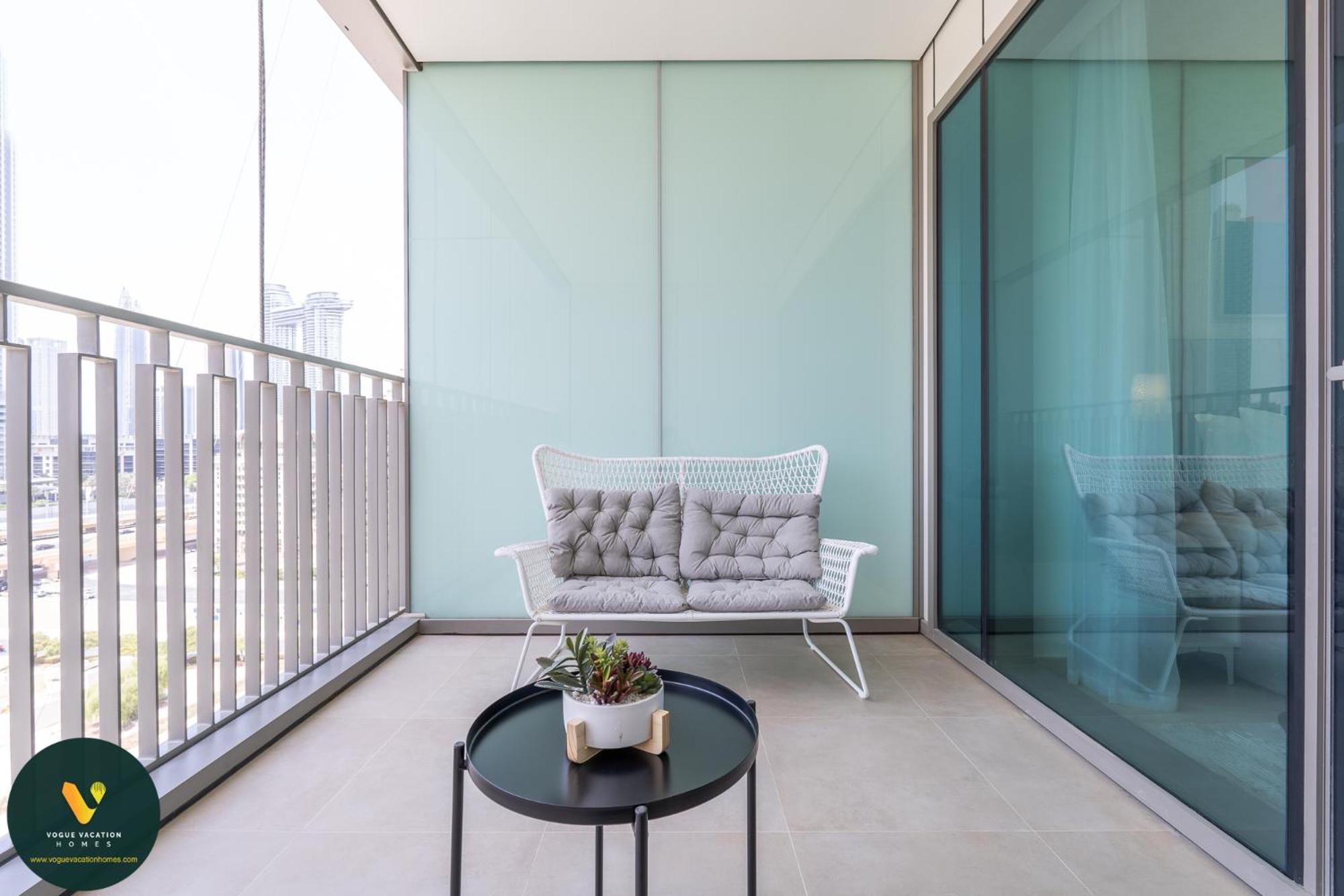 Downtown Views Ii - Vogue Two Bedroom With 2 Balconies And Full Burj Khalifa, Opposite Mall Skybridge Dubai