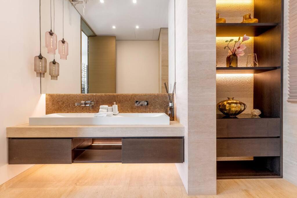 Ultra Luxury 6br Palm Private Pool Beach Villa *