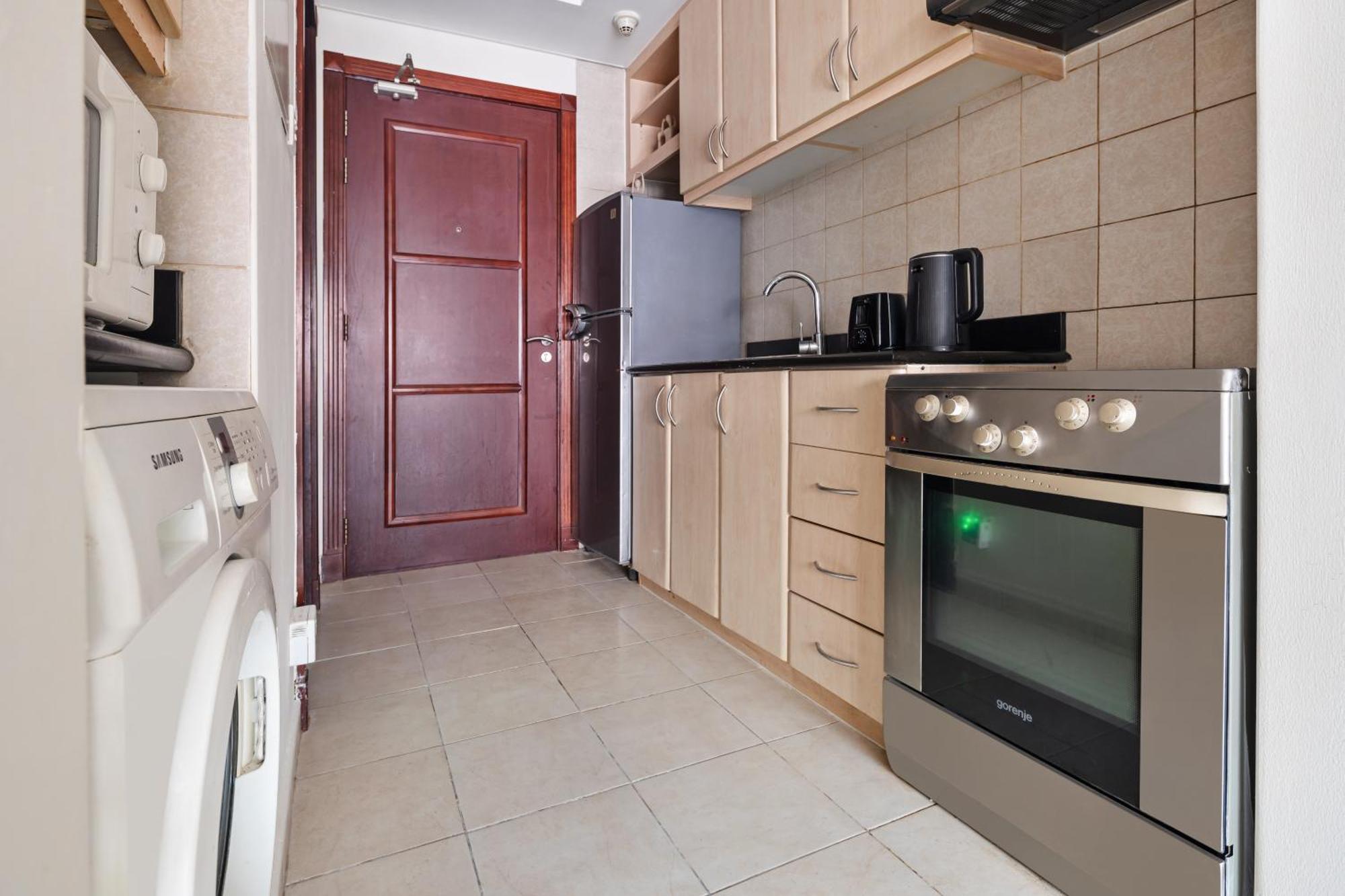 Apartment Sunny Perfect For Discovery Gardens Dubai