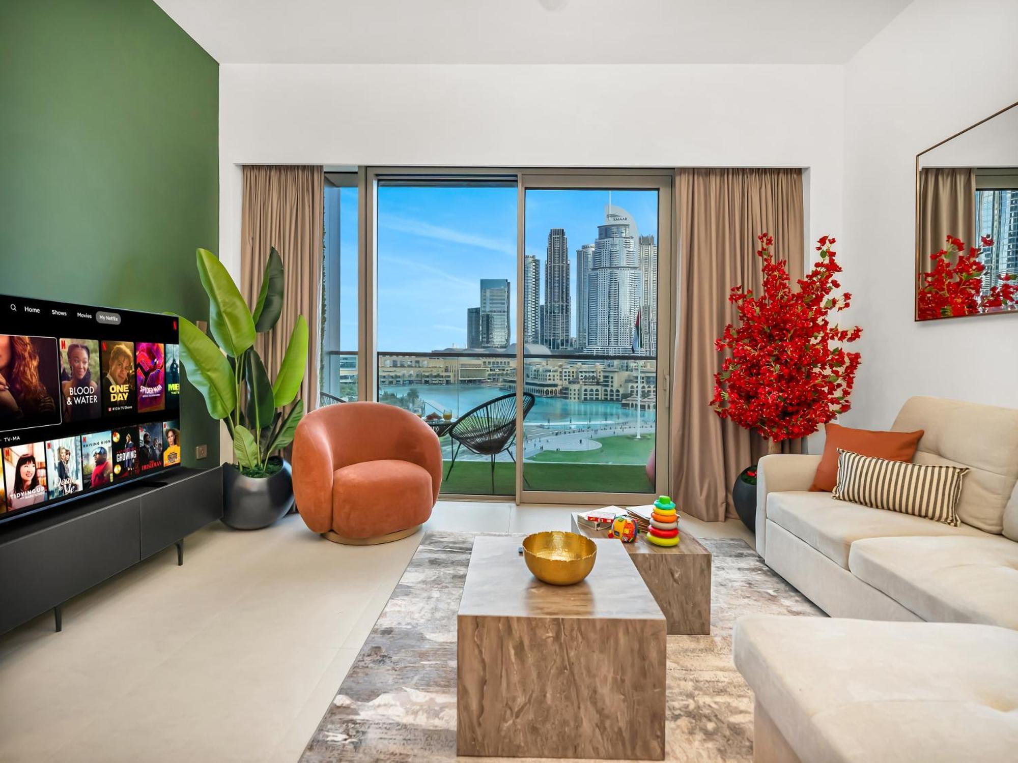 Luxury Two Bedroom With Balcony, Full Burj Khalifa & Fountain Views By Delujo * Dubai