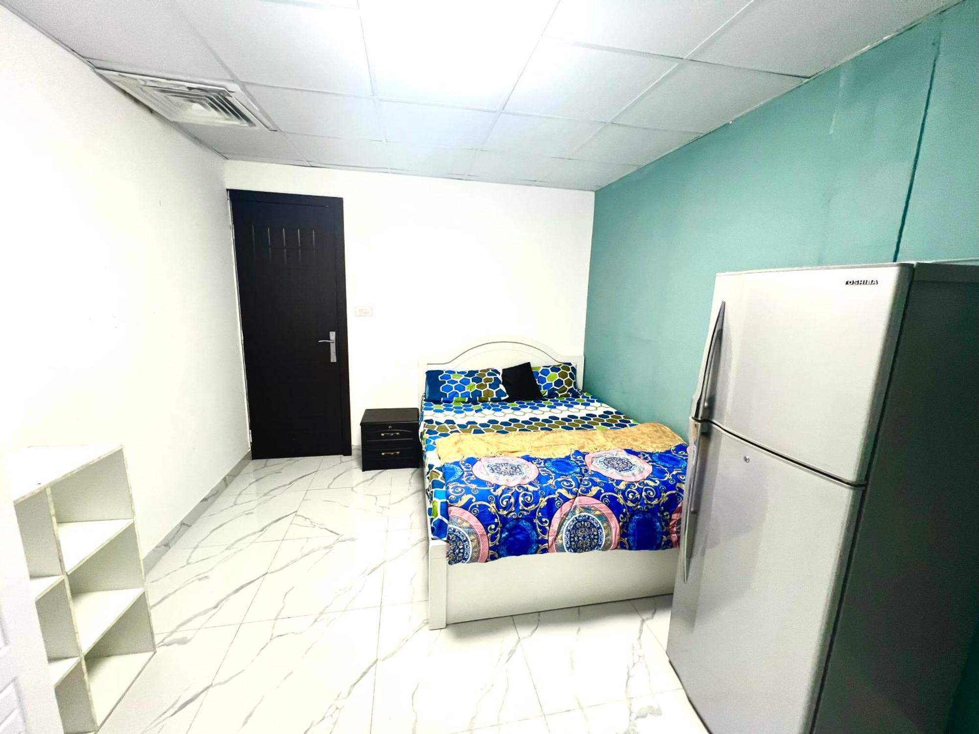 Flat In Al Karama *