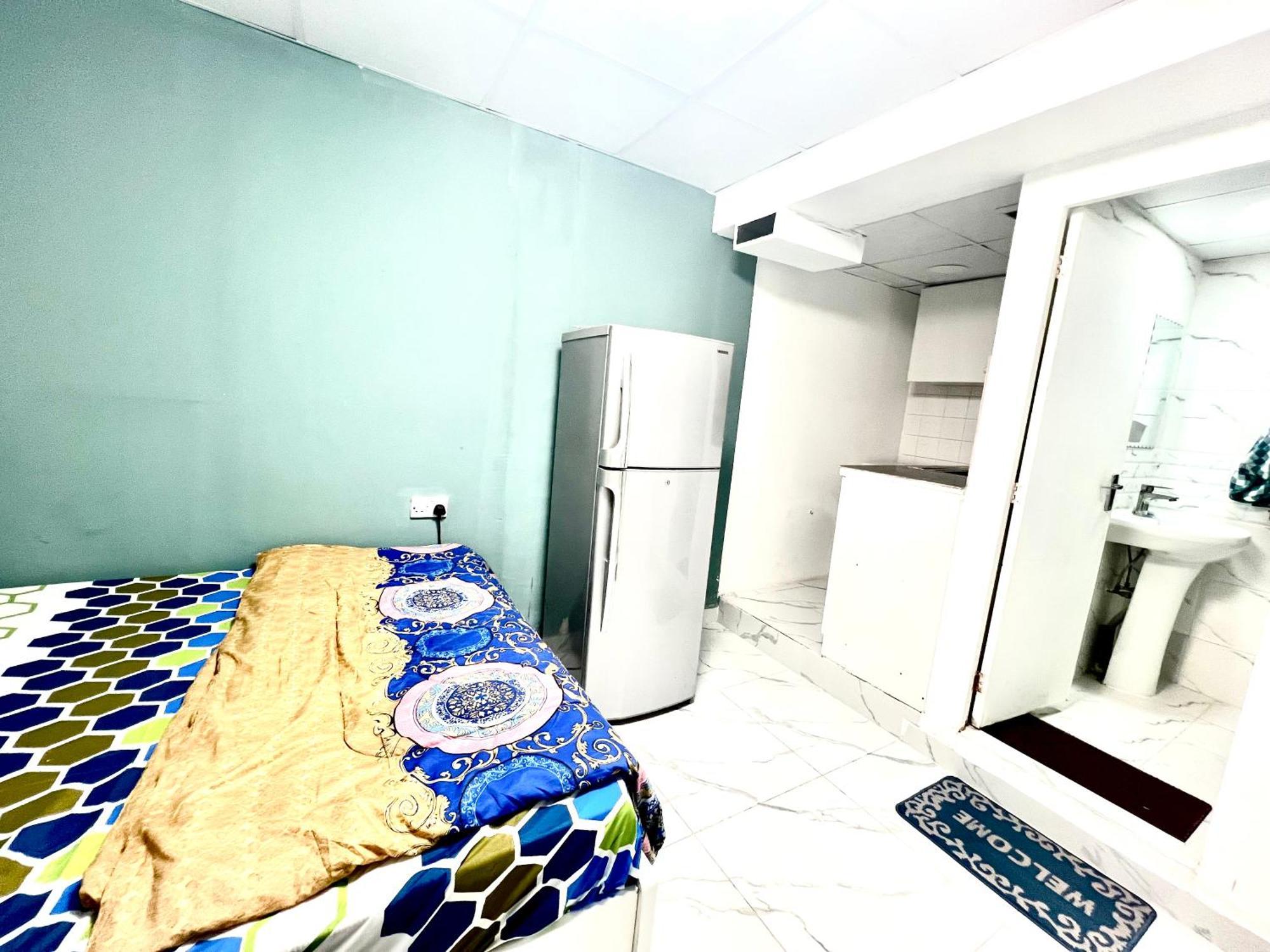 Flat In Al Karama Apartment Dubai