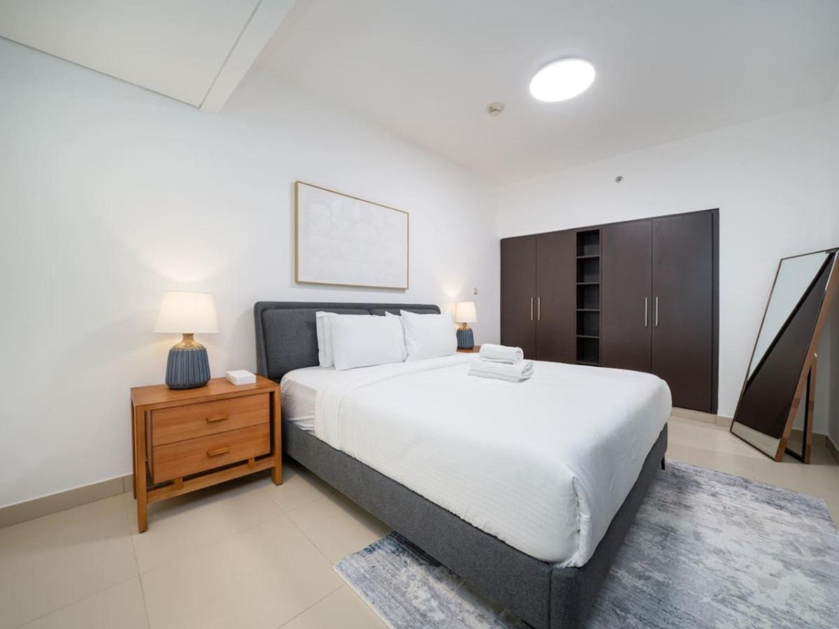 Elegant 2 Bed Downtown Duplex - Prime Location * Dubai