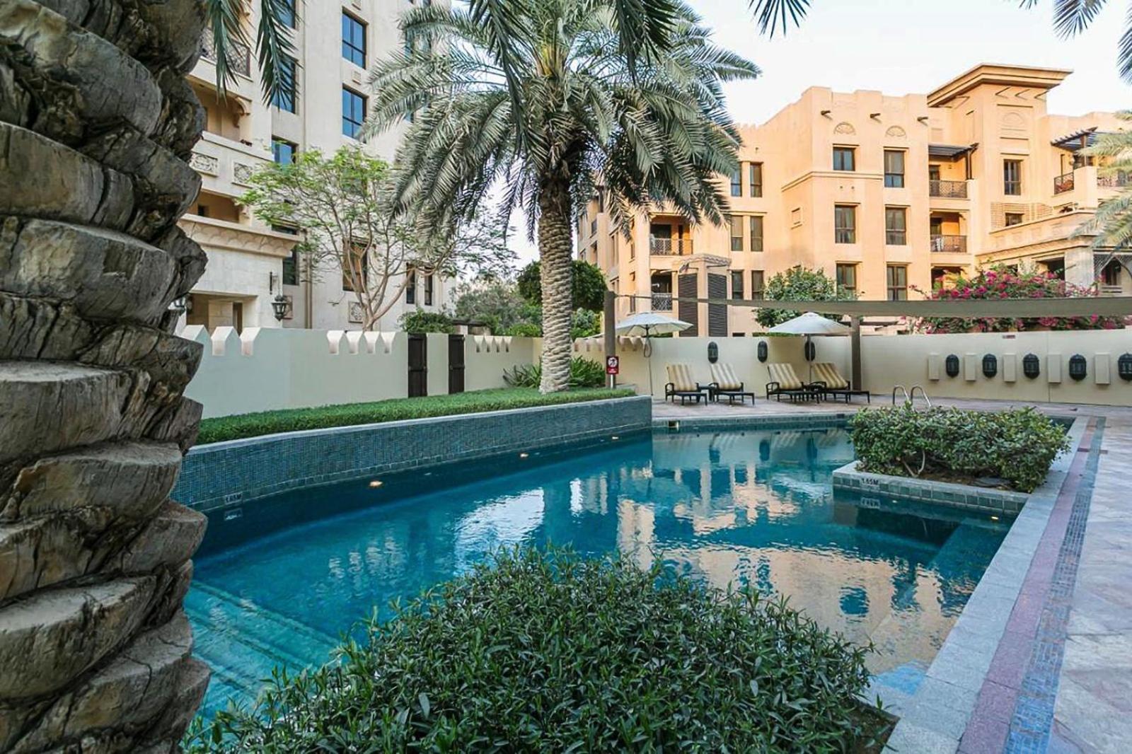 New Old Town Burj Khalifa View With 1 Bedroom And Extra Powder Apartment Dubai