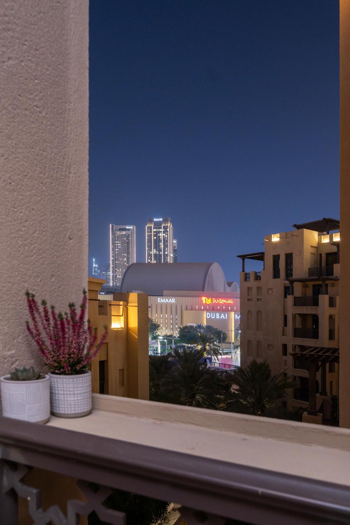 New Old Town Burj Khalifa View With 1 Bedroom And Extra Powder * Dubai