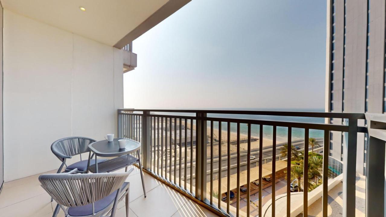 5242 Tower - Chic One Bed With Sea And Marina Views Dubai