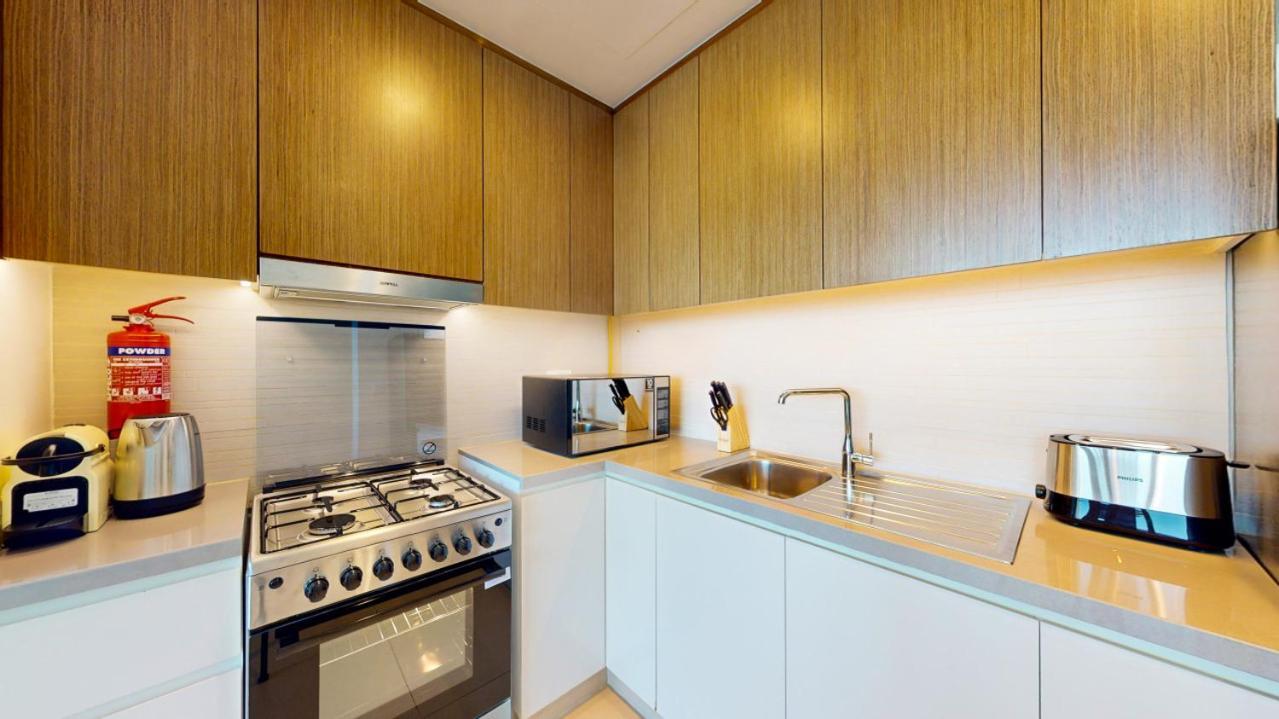 5242 Tower - Chic One Bed With Sea And Marina Views Apartment *