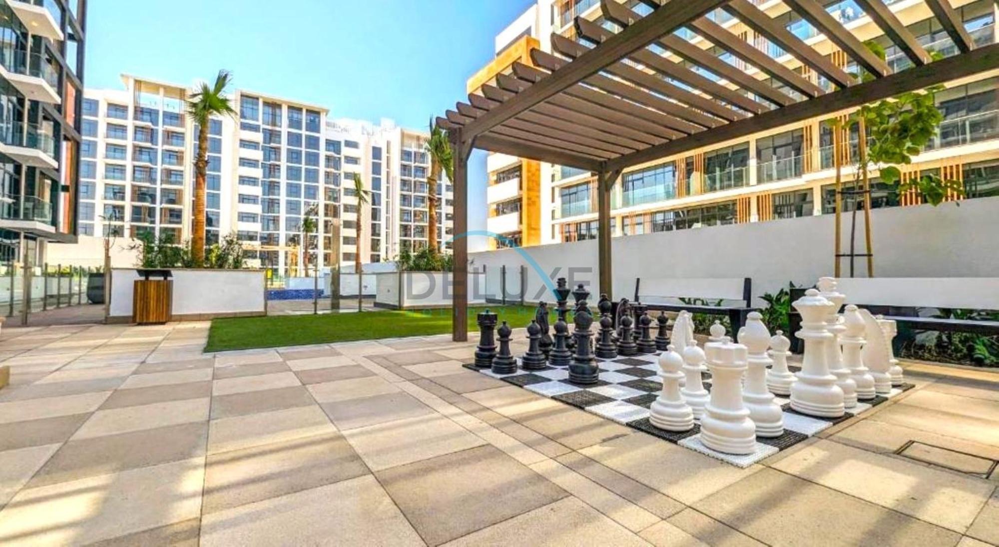 Relaxing At Azizi Riviera 46, Al Merkadh By Deluxe Homes Apartment Dubai