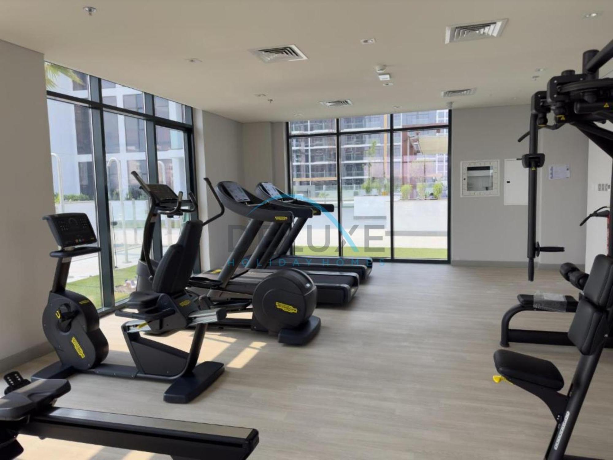 Relaxing At Azizi Riviera 46, Al Merkadh By Deluxe Homes *