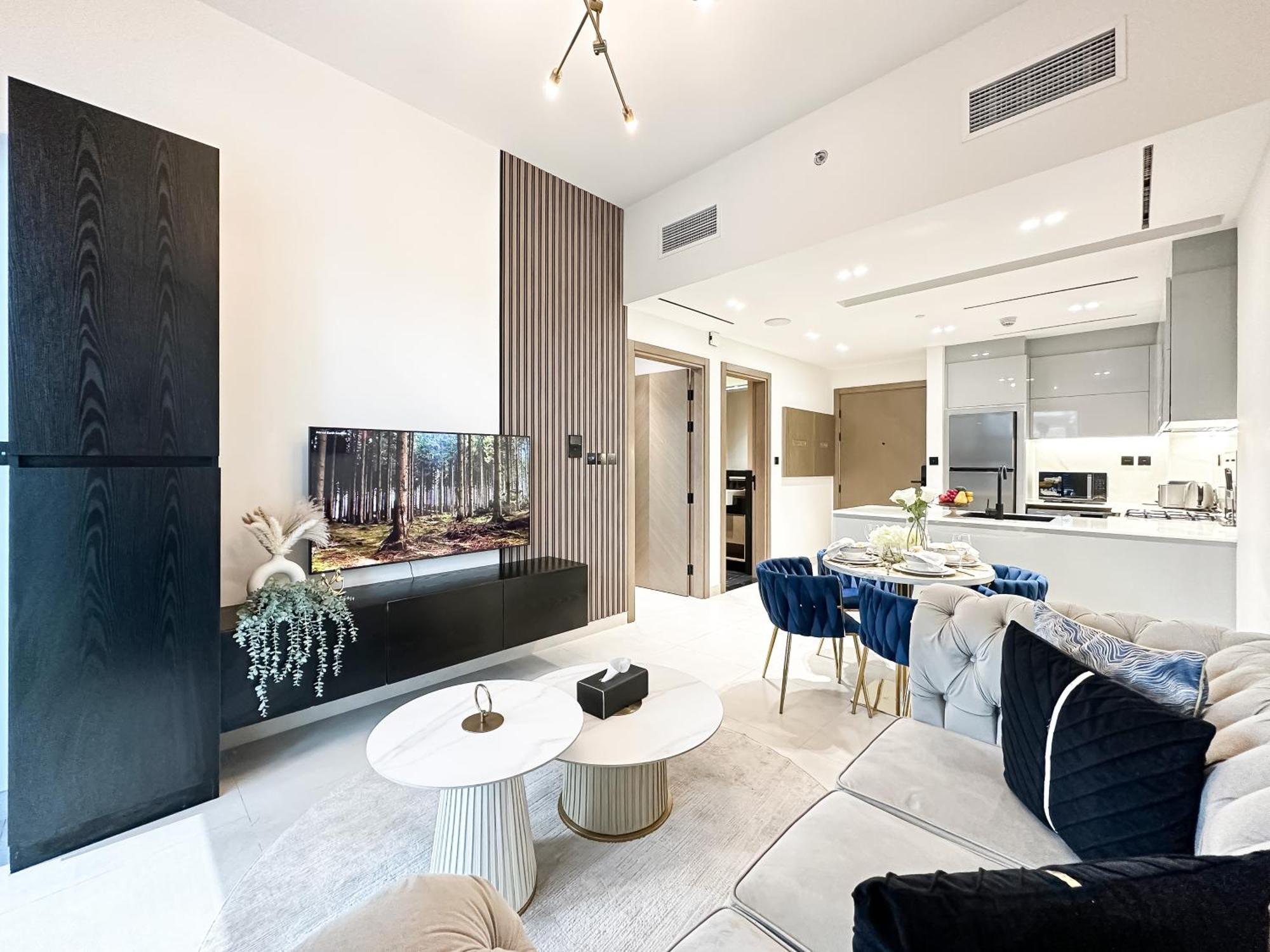Trophy Lux With Garden Balcony And Burj Khalifa Views Apartment Dubai