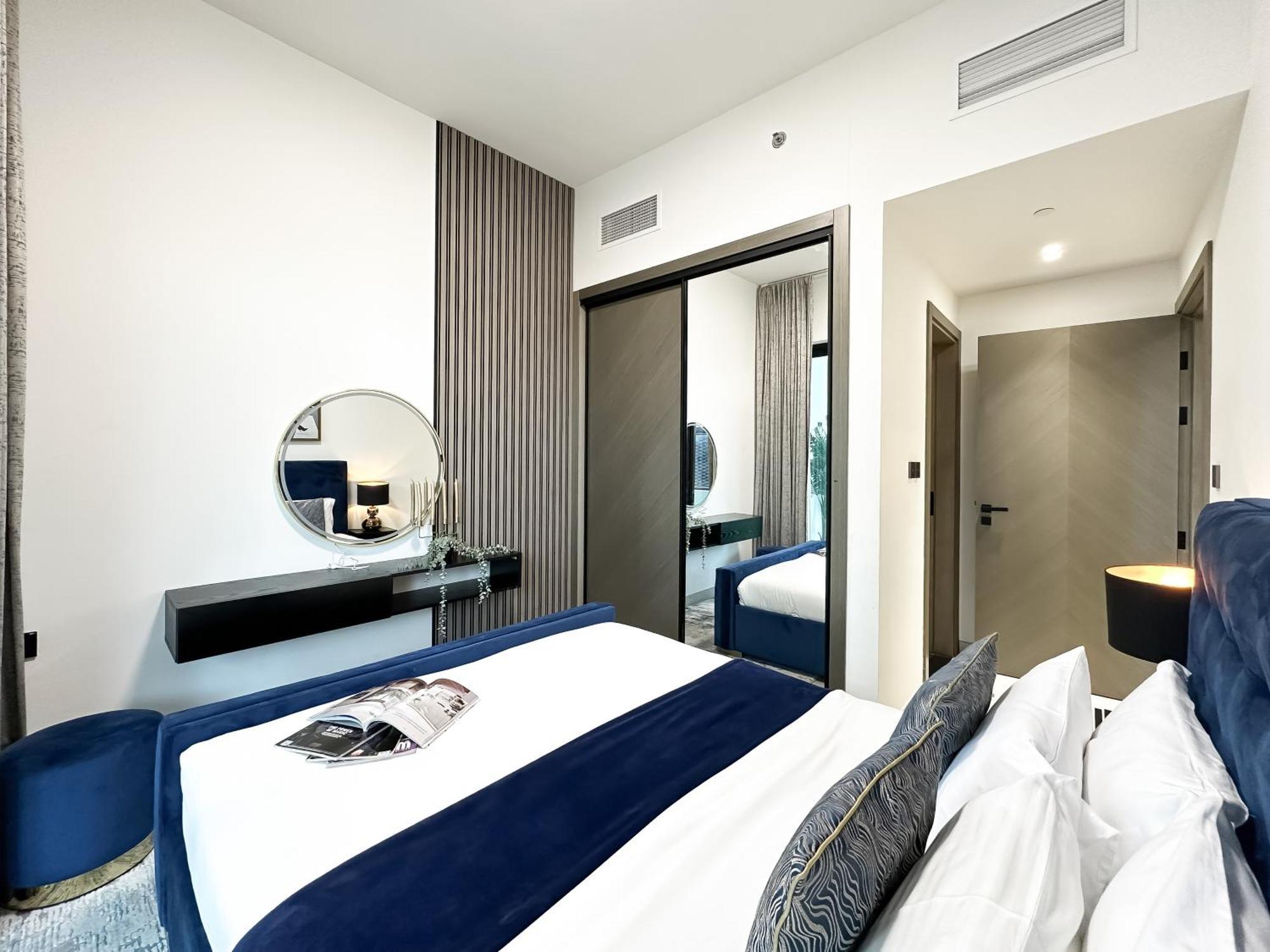 Trophy Lux With Garden Balcony And Burj Khalifa Views Dubai