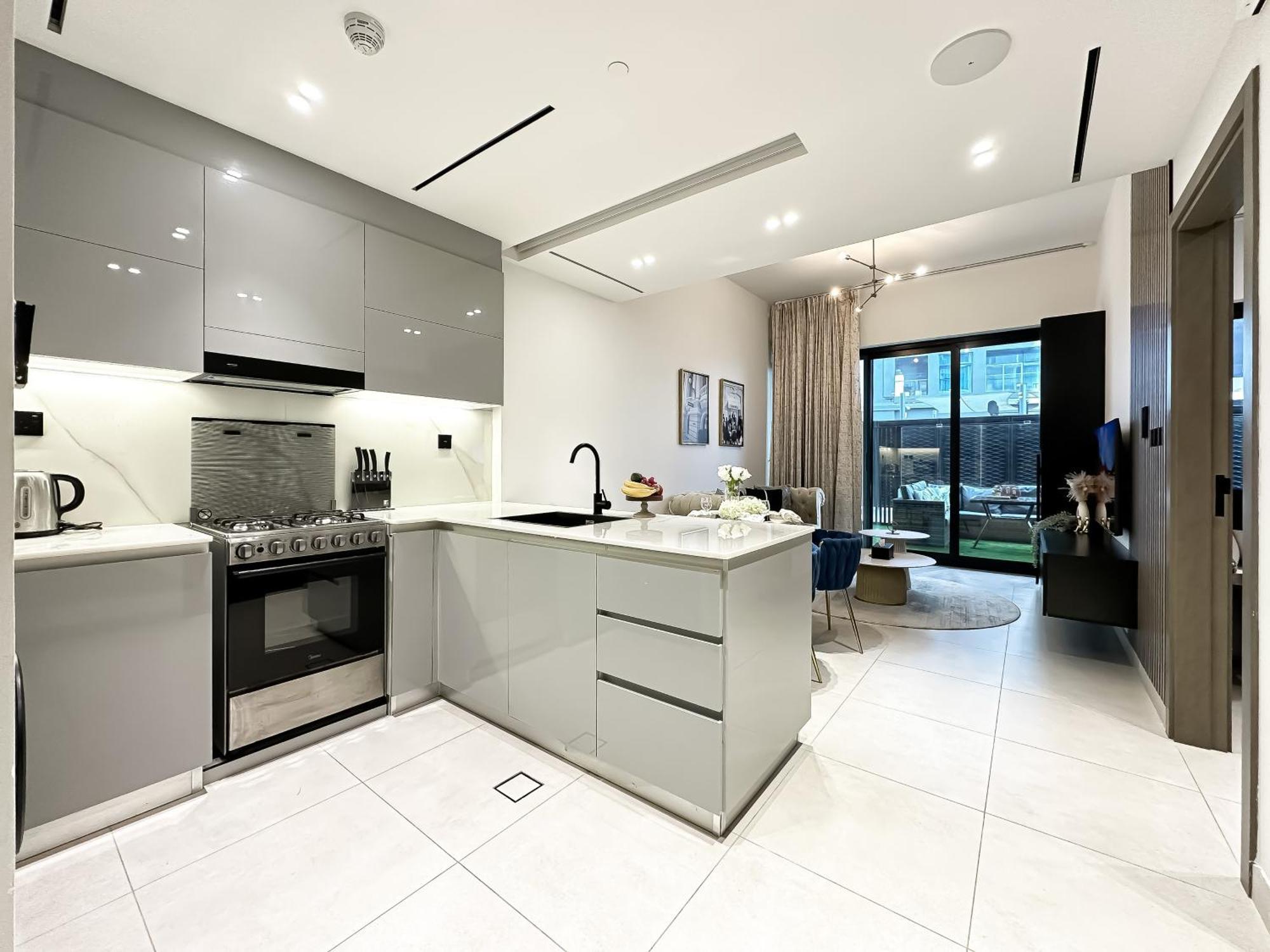 Trophy Lux With Garden Balcony And Burj Khalifa Views Apartment *