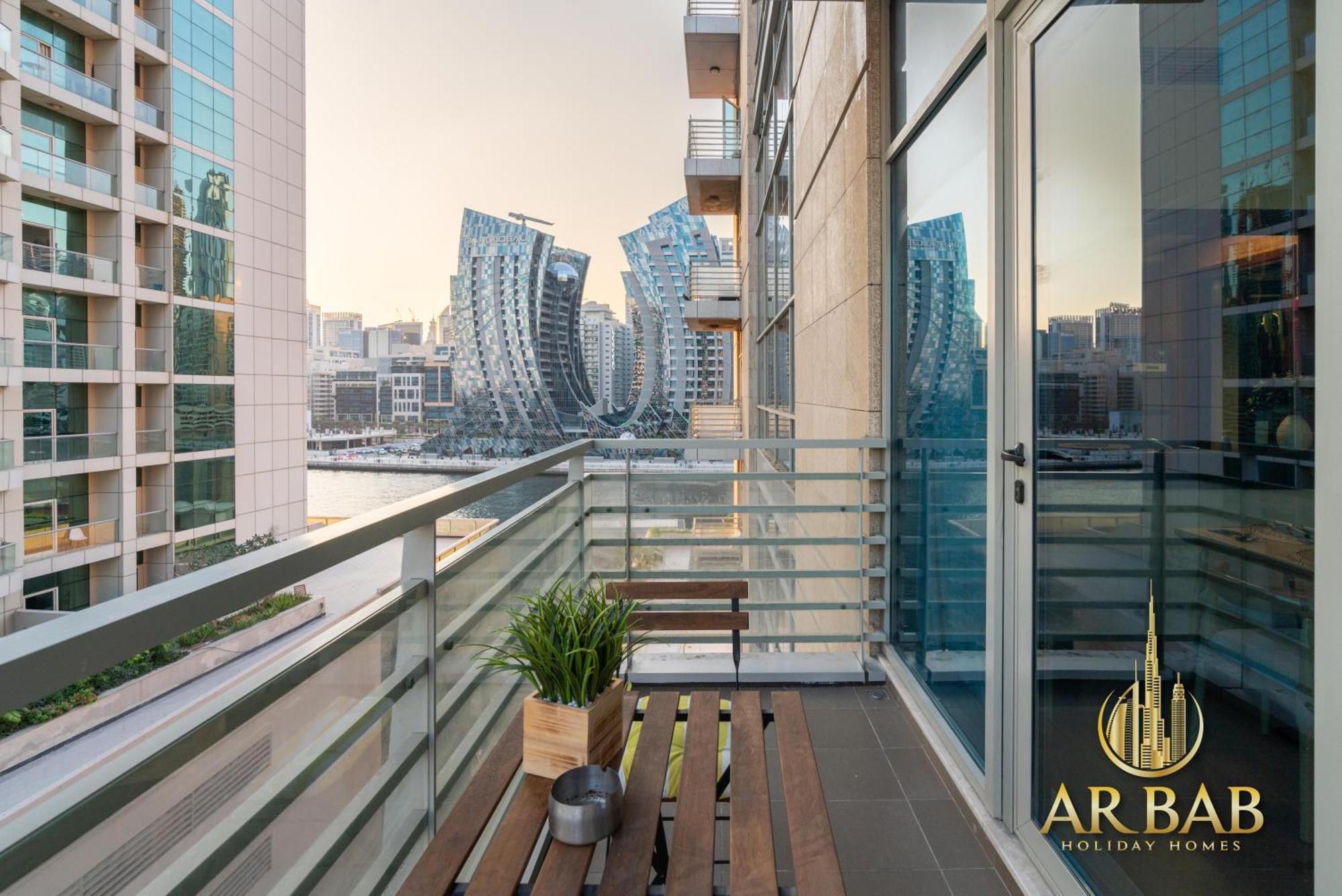 Hamilton Residence - Premium 1Br Best Canal View - Business Bay * Dubai