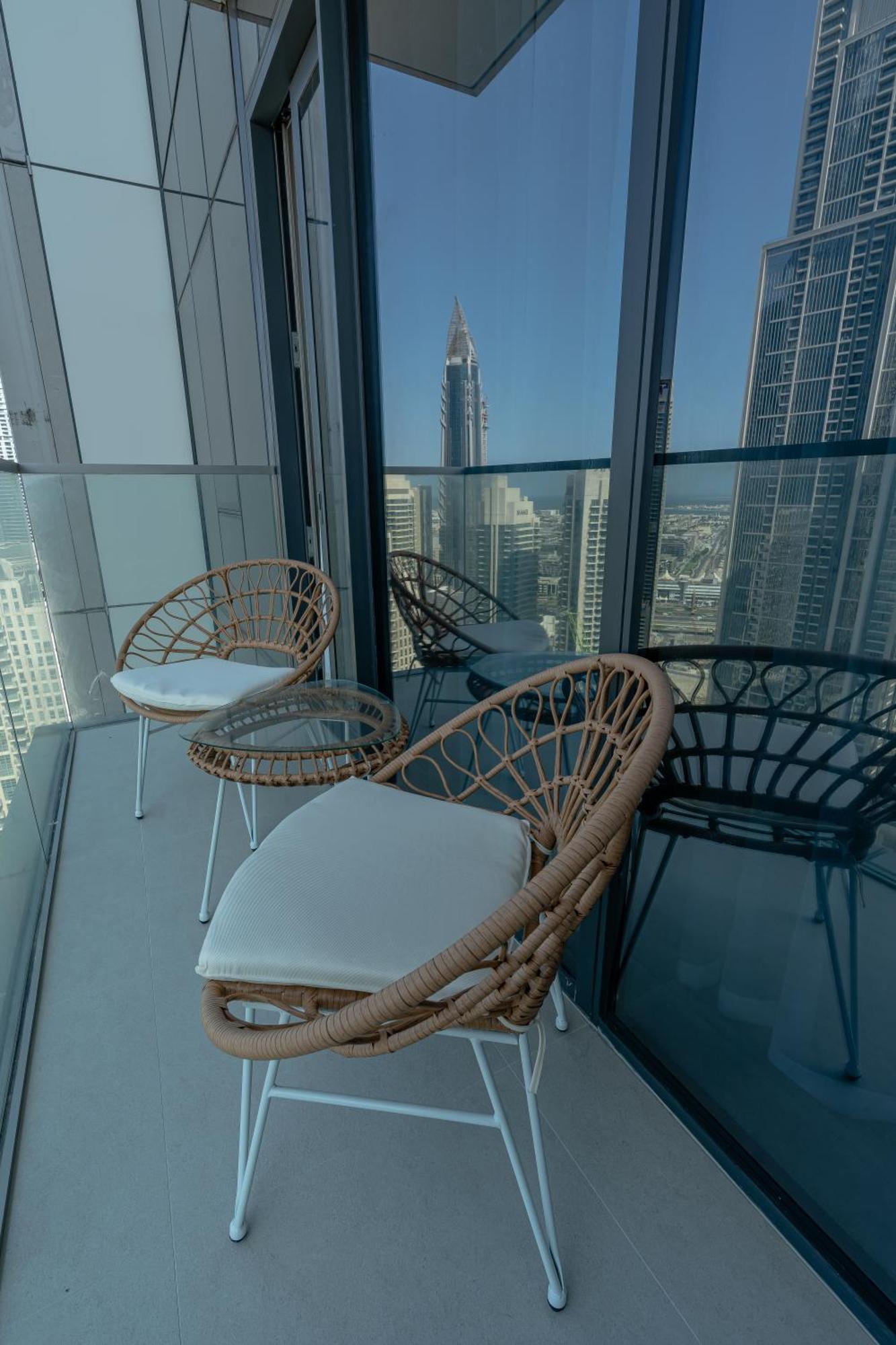 Nasma - Sky-high Chic Luxe 1-br In Downtown Apartment Dubai