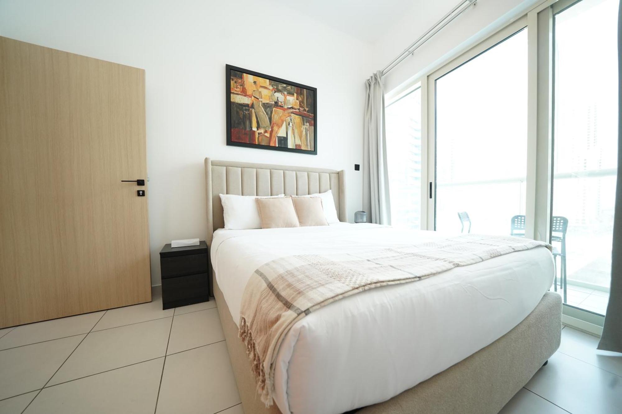 Exquisite Marina View 2 Bedrooms Near Metro And Marina Mall * Dubai