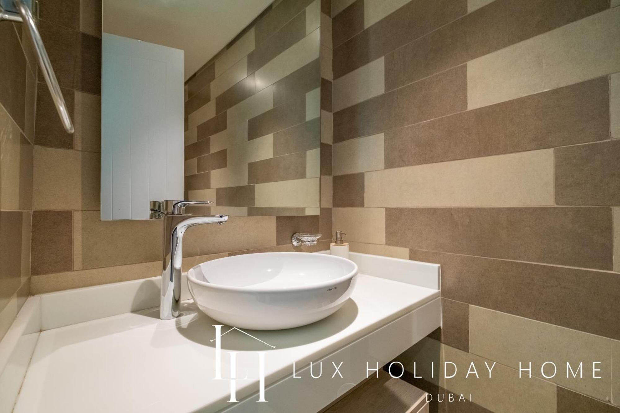 Lux The Seven Palm Sea View * Dubai