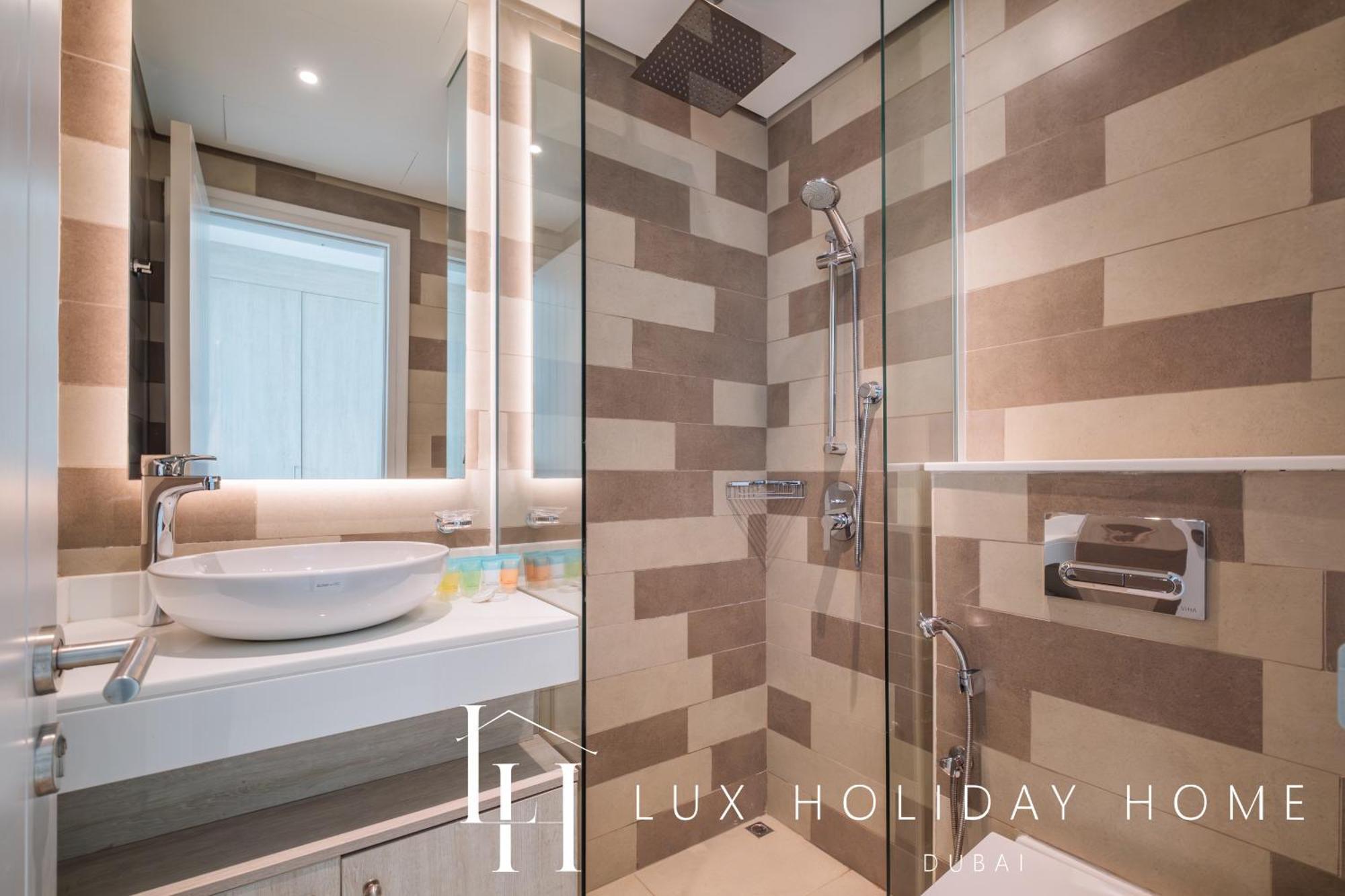 Lux The Seven Palm Sea View Apartment