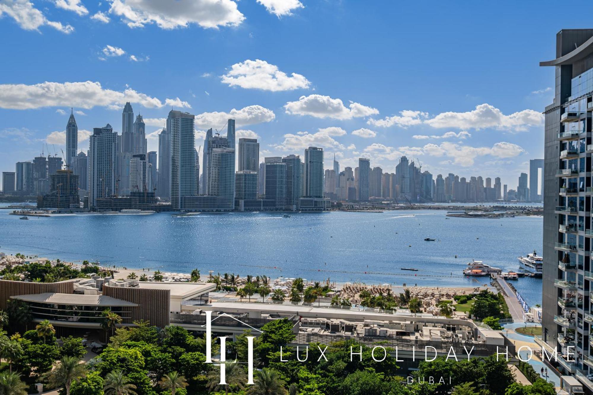 Lux The Seven Palm Sea View Apartment Dubai