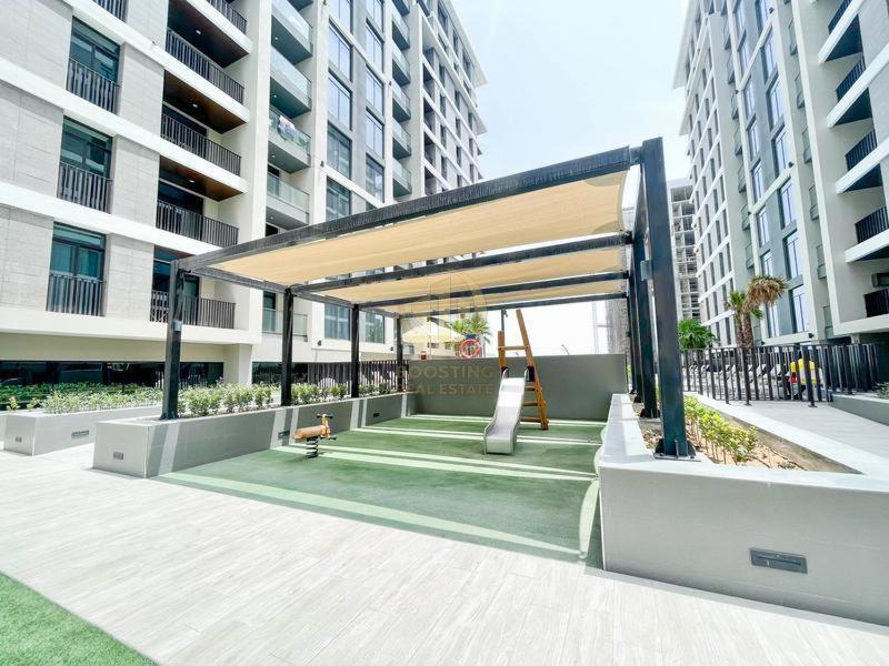 Spacious 1br With View , 5mins To Downtown - 607