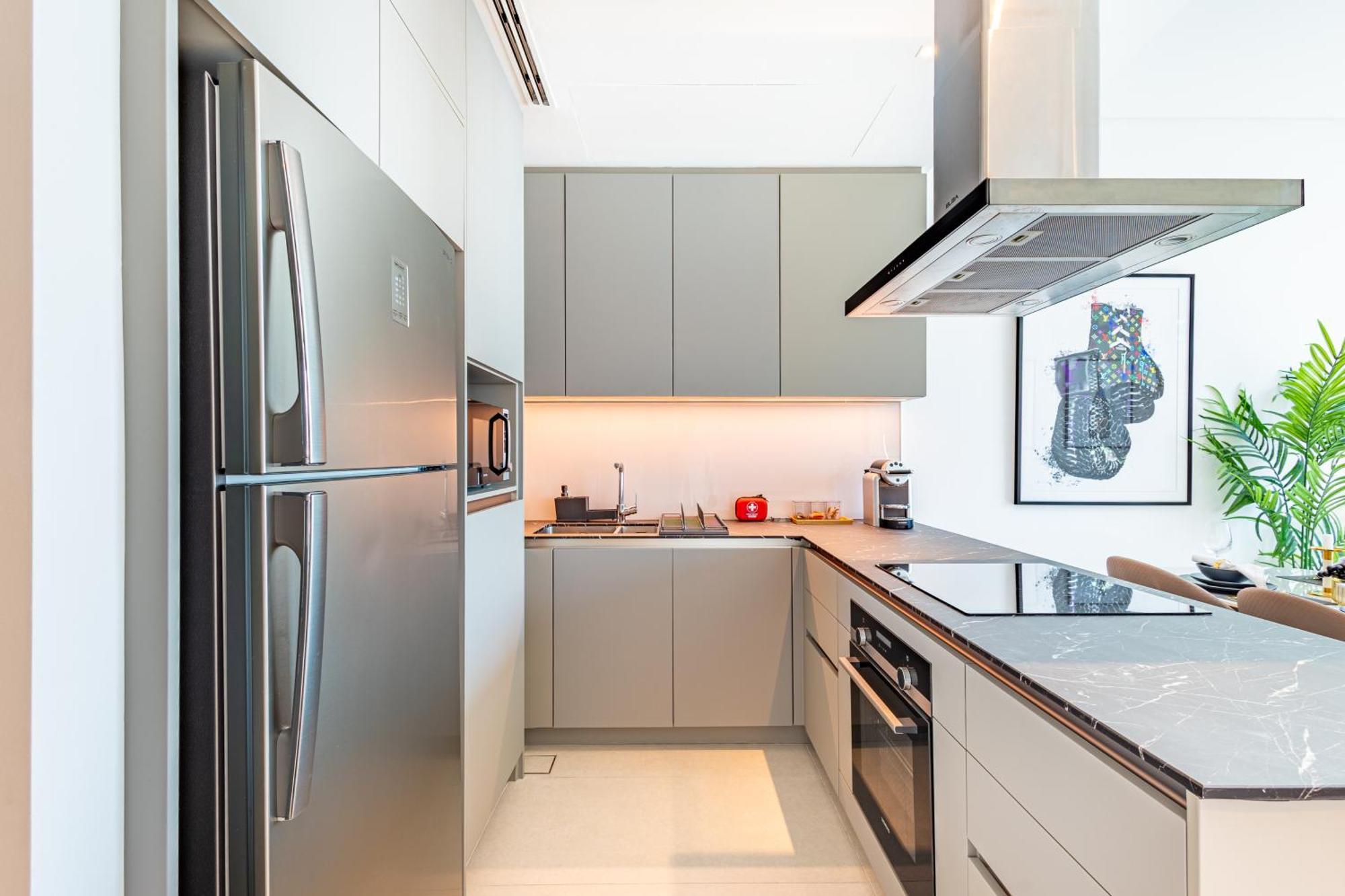 Address Jbr: Beachfront Bliss & Sky-high Luxury