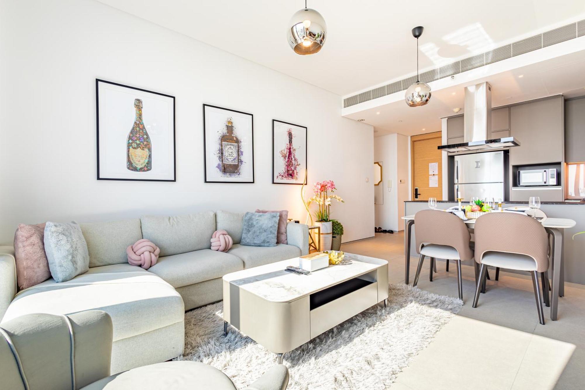 Address Jbr: Beachfront Bliss & Sky-high Luxury Apartment *