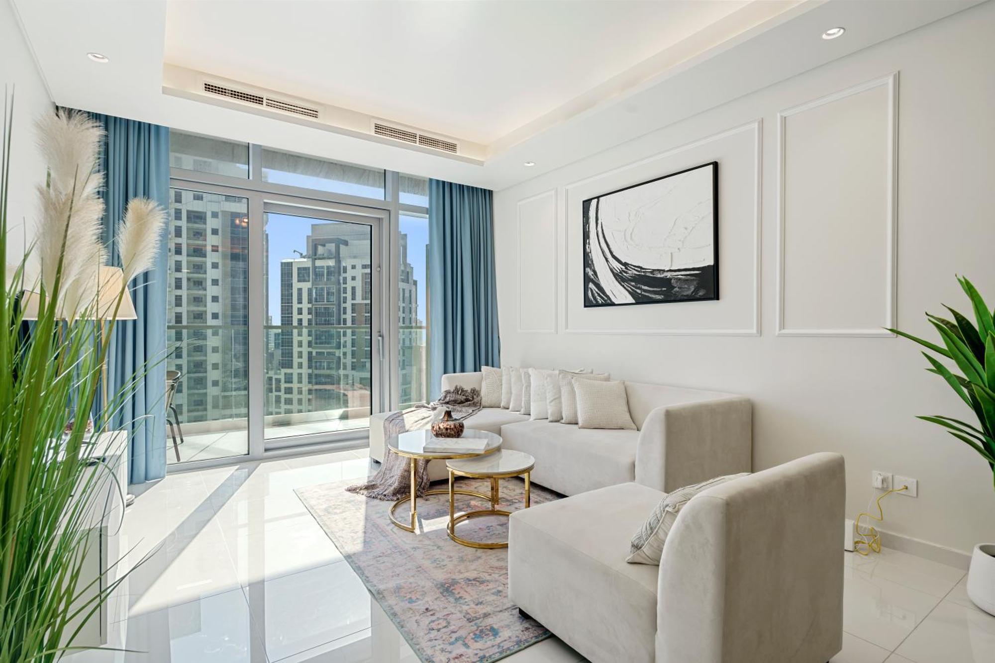 Stunning 2br With Burj Views Infinity Pool * Dubai
