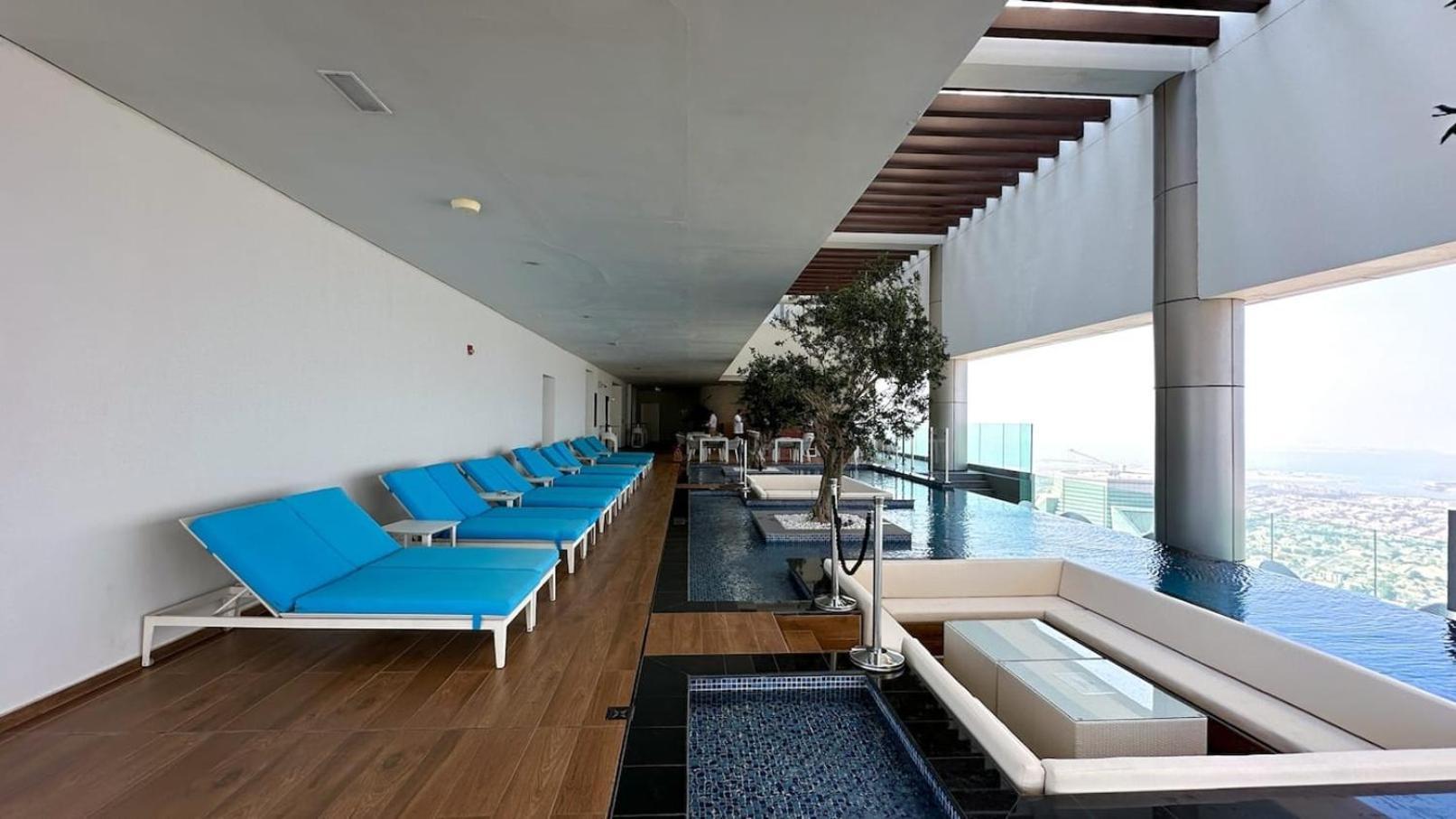 Apartment Stunning 2br With Burj Views Infinity Pool Dubai