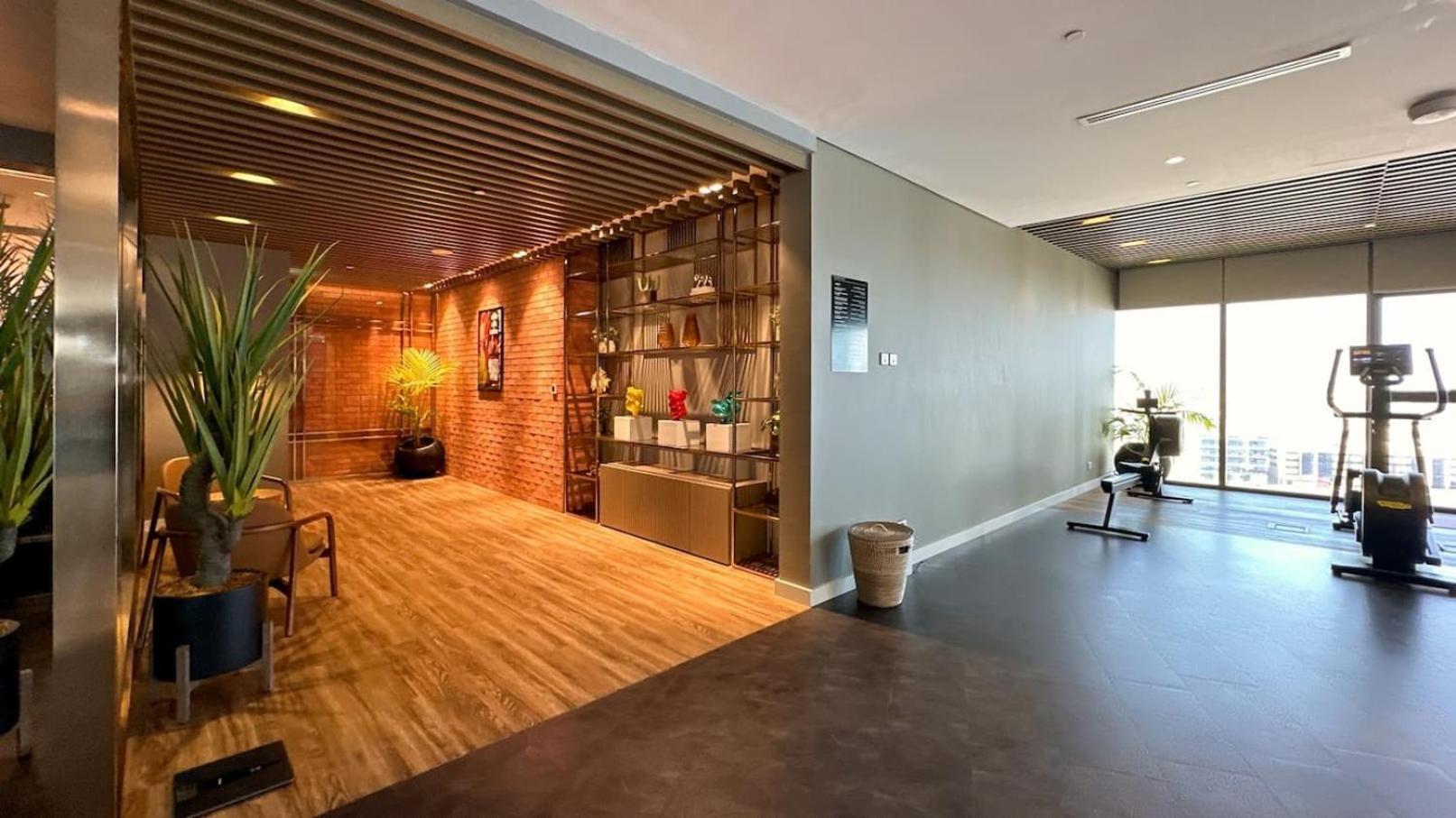 Apartment Stunning 2br With Burj Views Infinity Pool Dubai