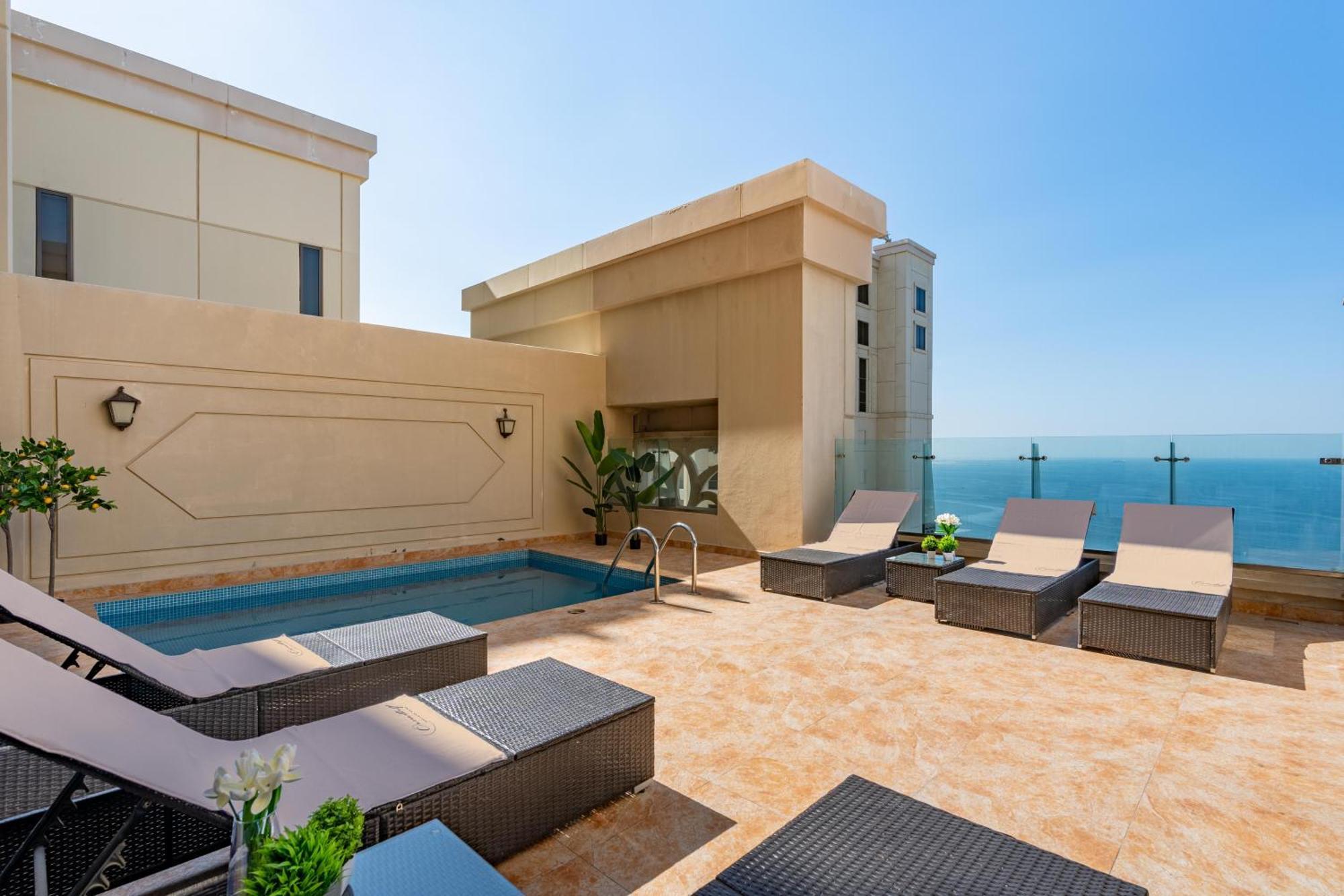 Huge Penthouse With Yacht Included And Private Pool!!! * Dubai