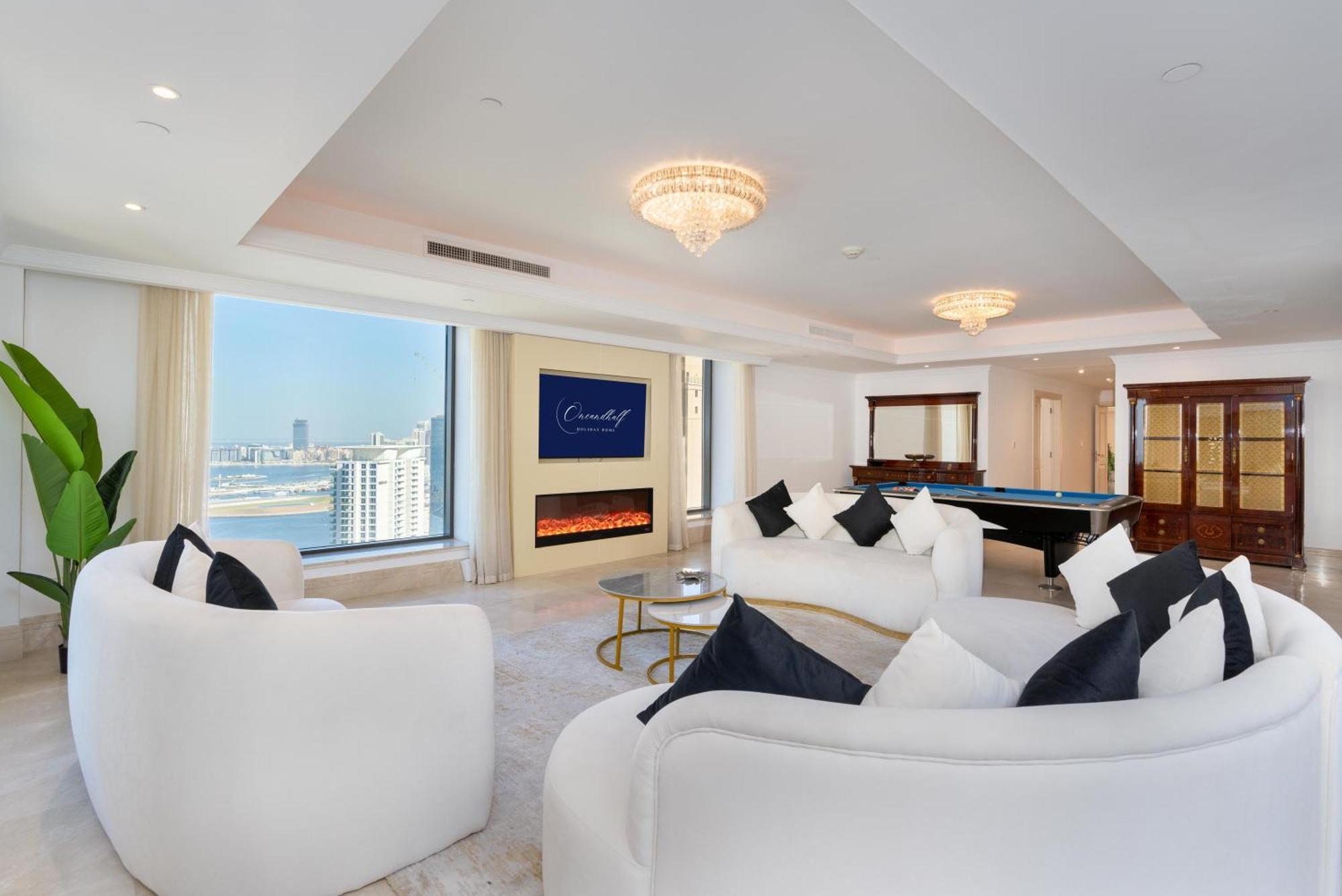 Huge Penthouse With Yacht Included And Private Pool!!! Apartment