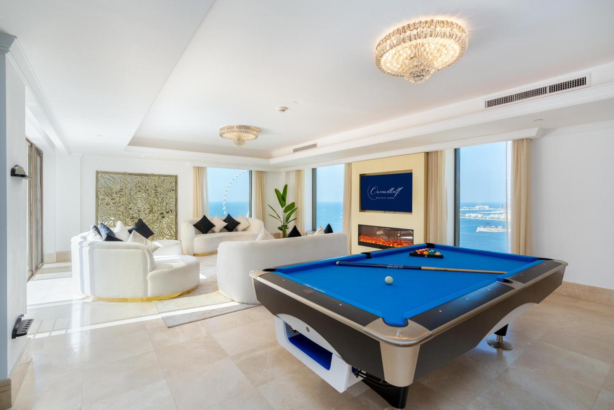 Huge Penthouse With Yacht Included And Private Pool!!! *