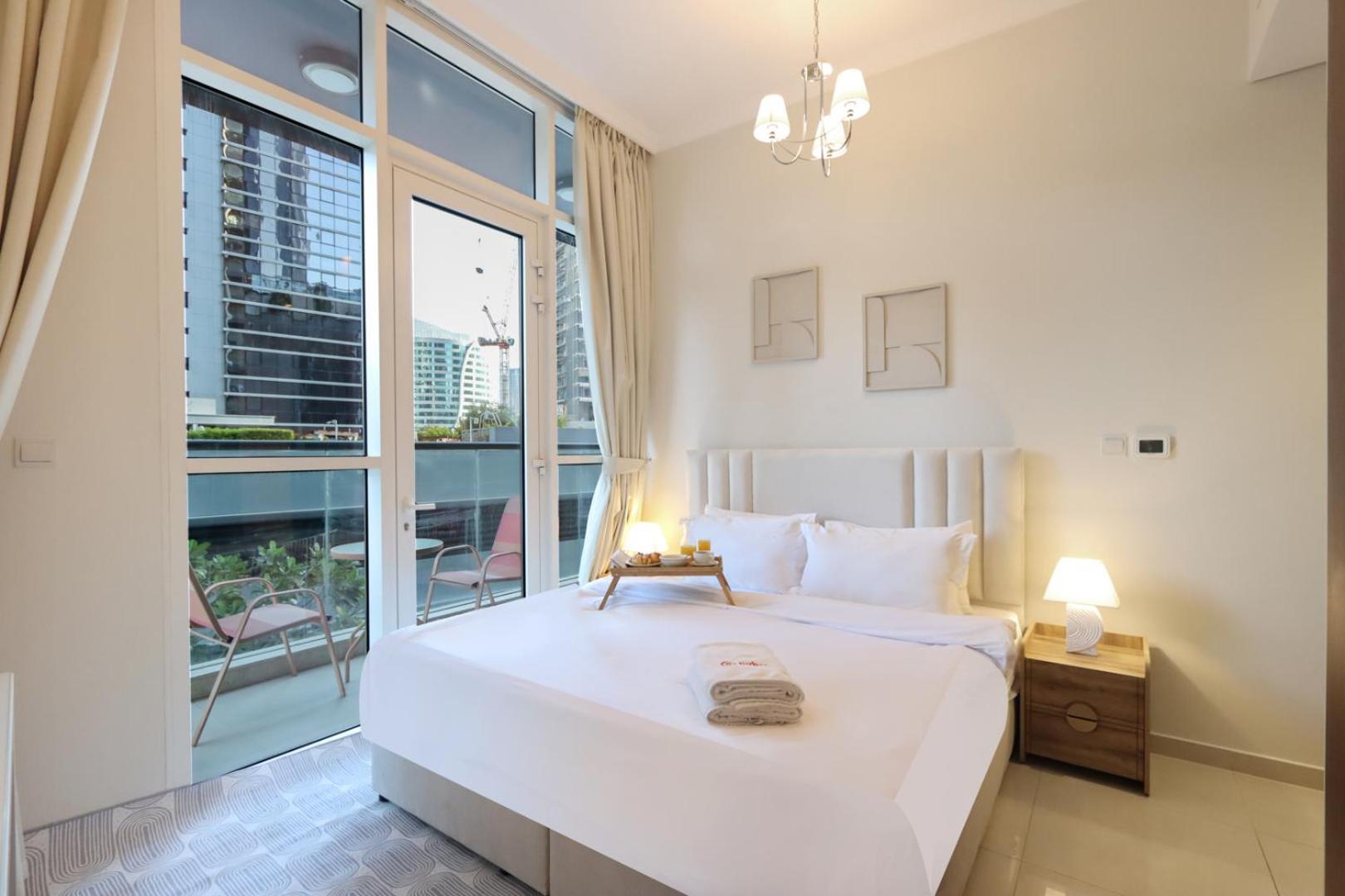 Livbnb - 2b Maid's In Dunya, 5min Walk To Mall Apartment Dubai