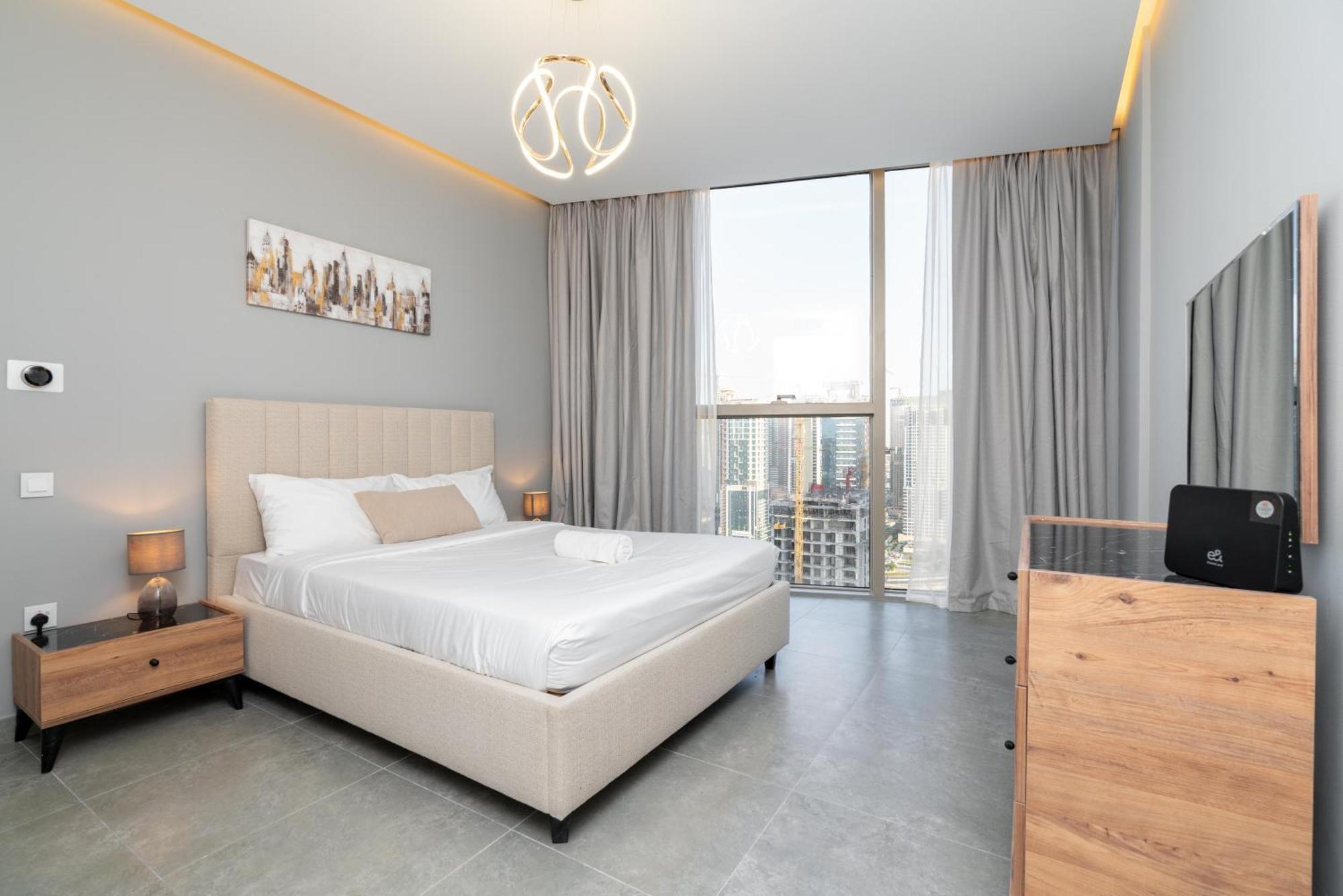 Apartment Chic Waterfront Escape With Stunning Views In Stella Maris, Marina Dubai