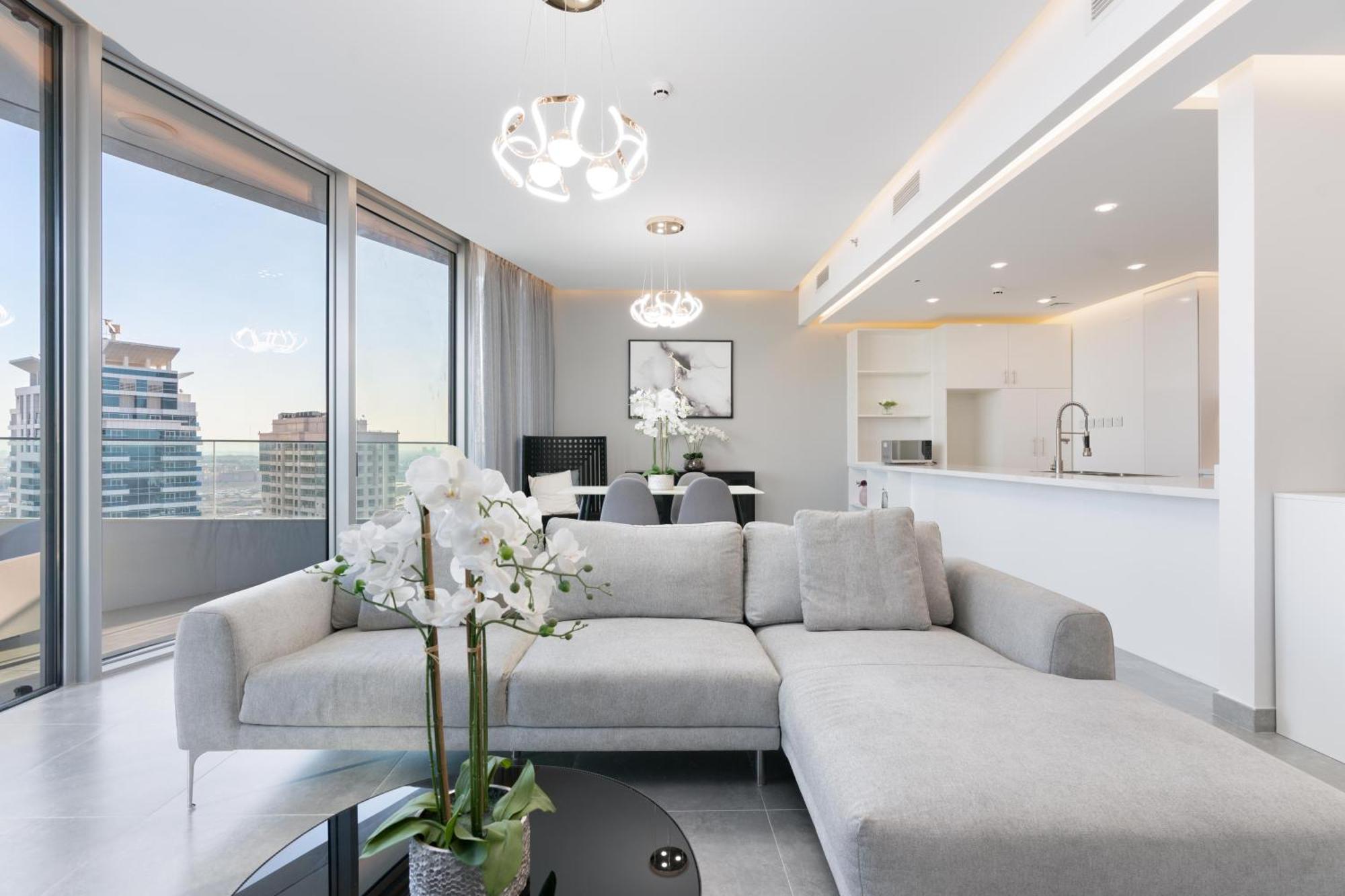 Apartment Chic Waterfront Escape With Stunning Views In Stella Maris, Marina