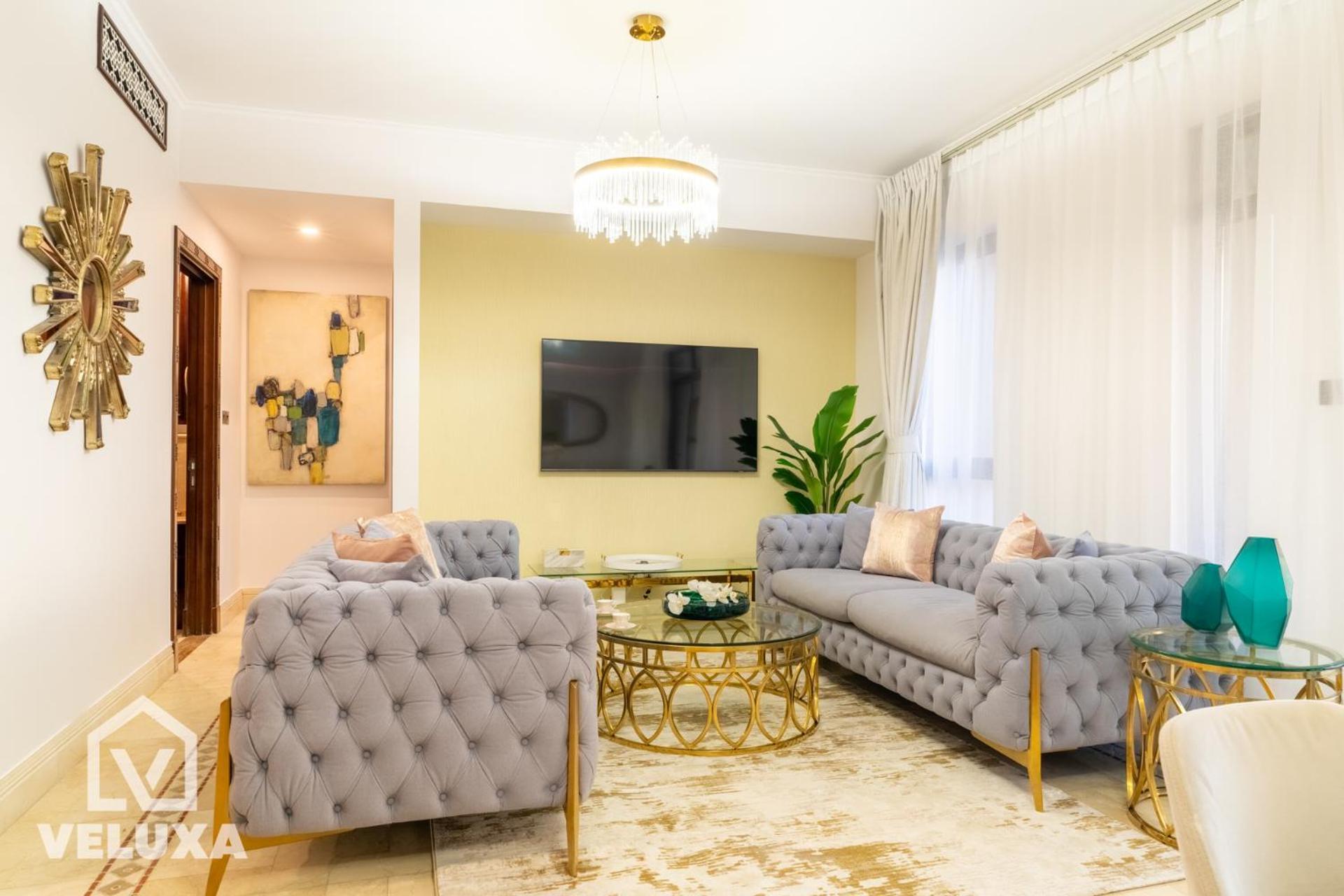 Veluxa -heritage 3 Bed Burj View Apartment