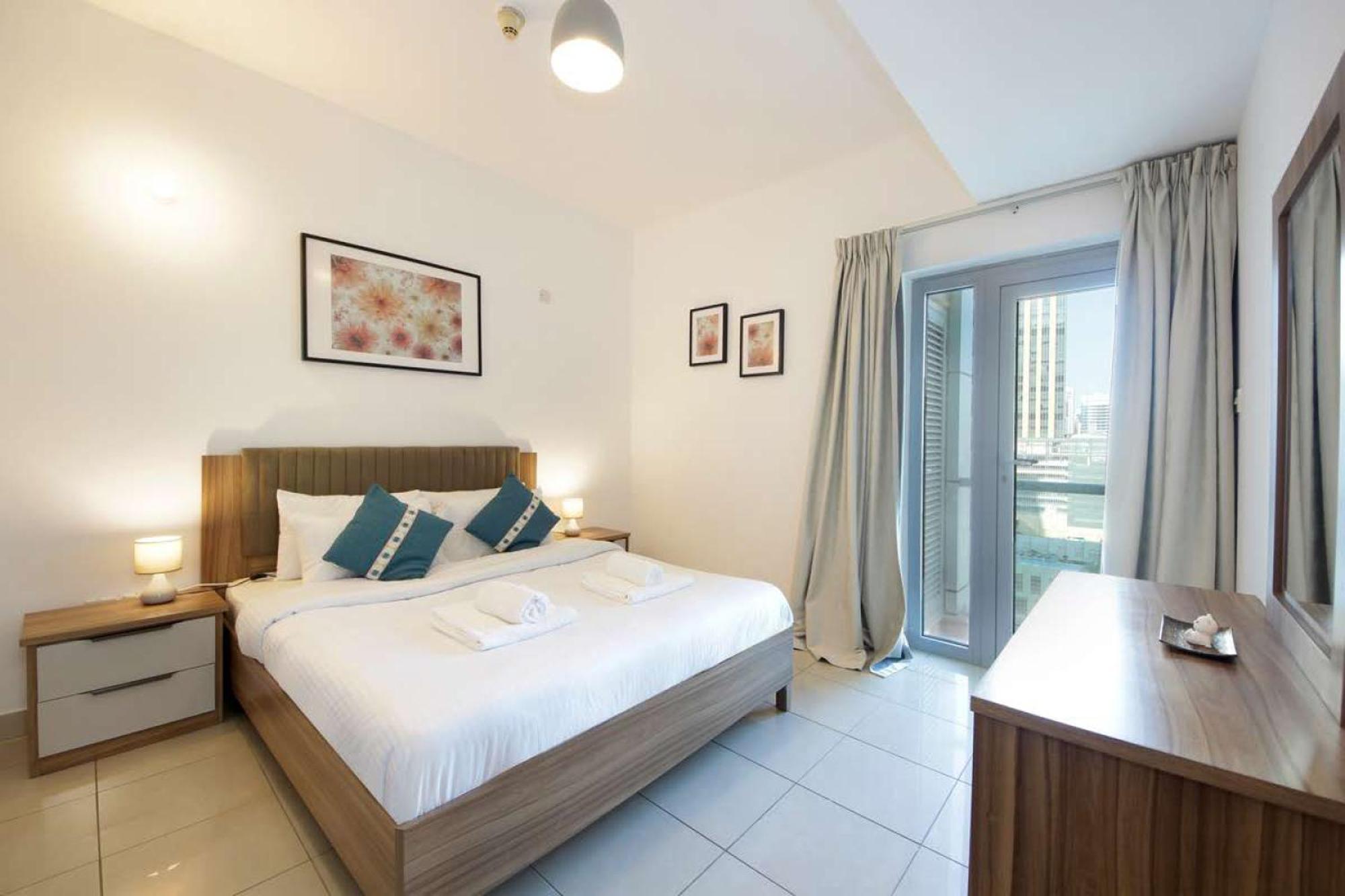Silk Valley - Cozy 2bhk Close To Metro Dubai