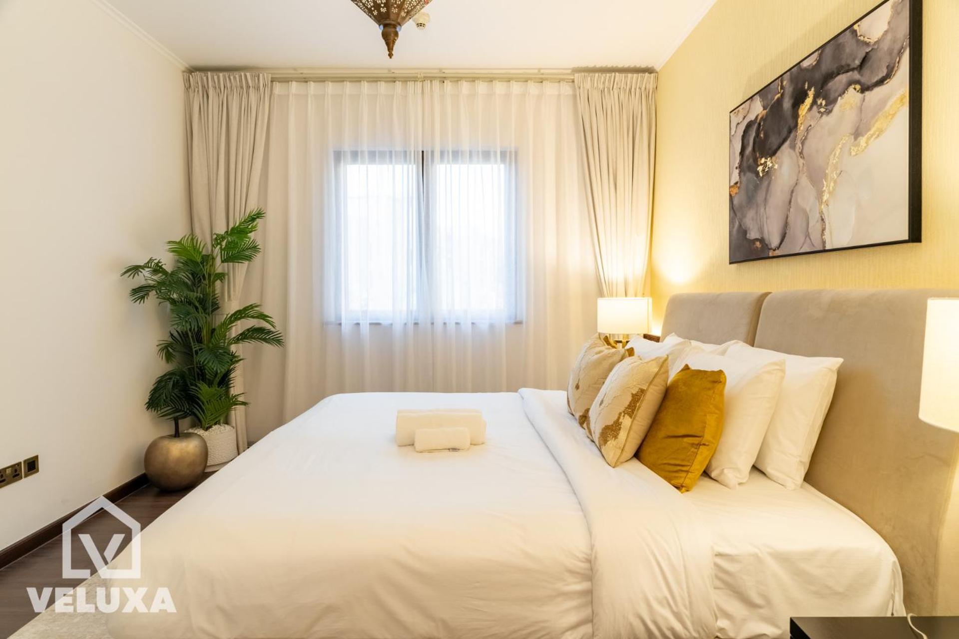 Veluxa -heritage 3 Bed Burj View * Dubai