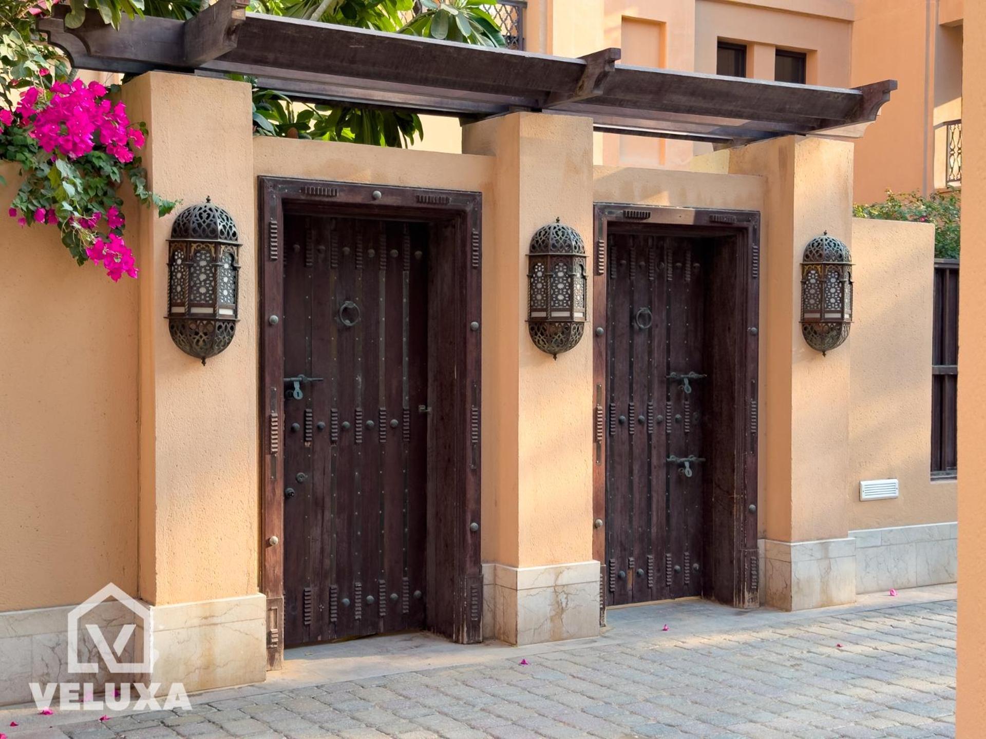 Veluxa -heritage 3 Bed Burj View
