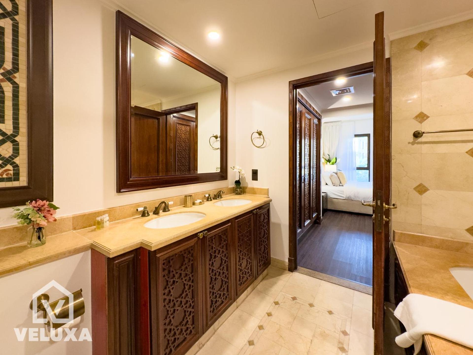 Veluxa -heritage 3 Bed Burj View Dubai