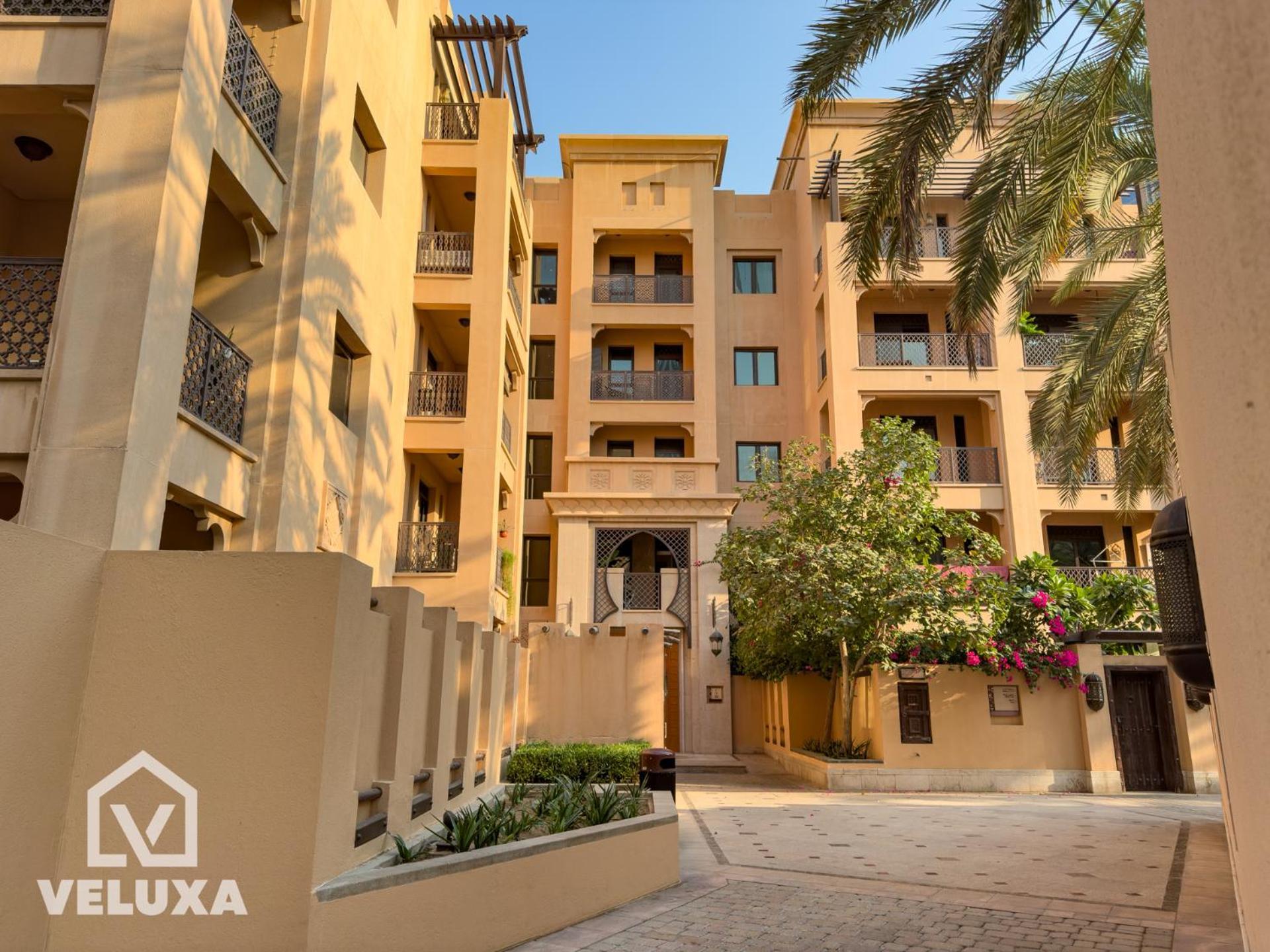 Apartment Veluxa -heritage 3 Bed Burj View *