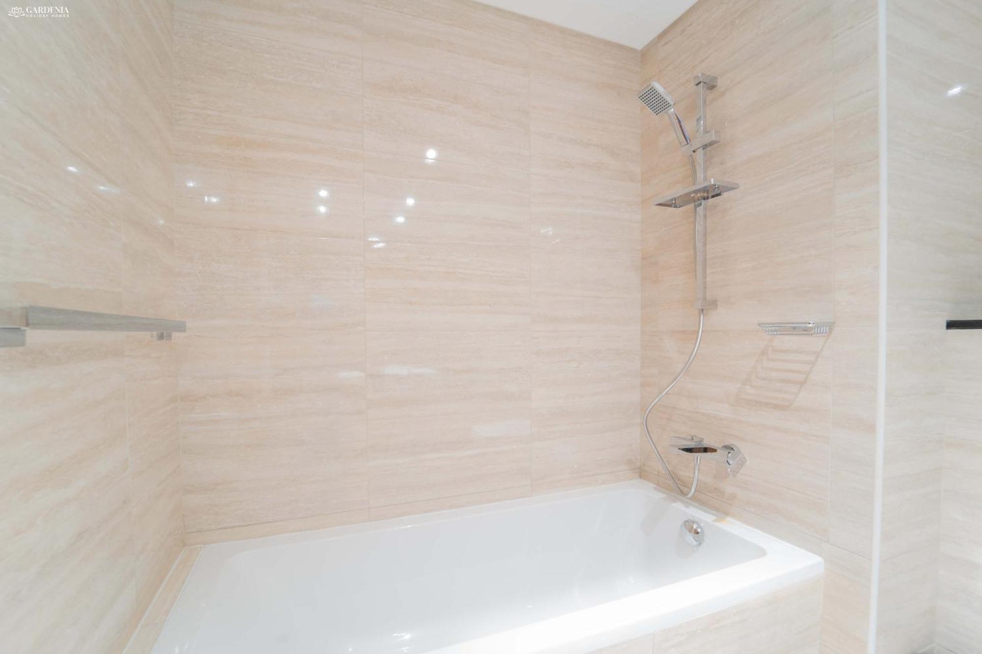 Apartment Fabulous Missoni Designer Building, 3 Bedroom Maid