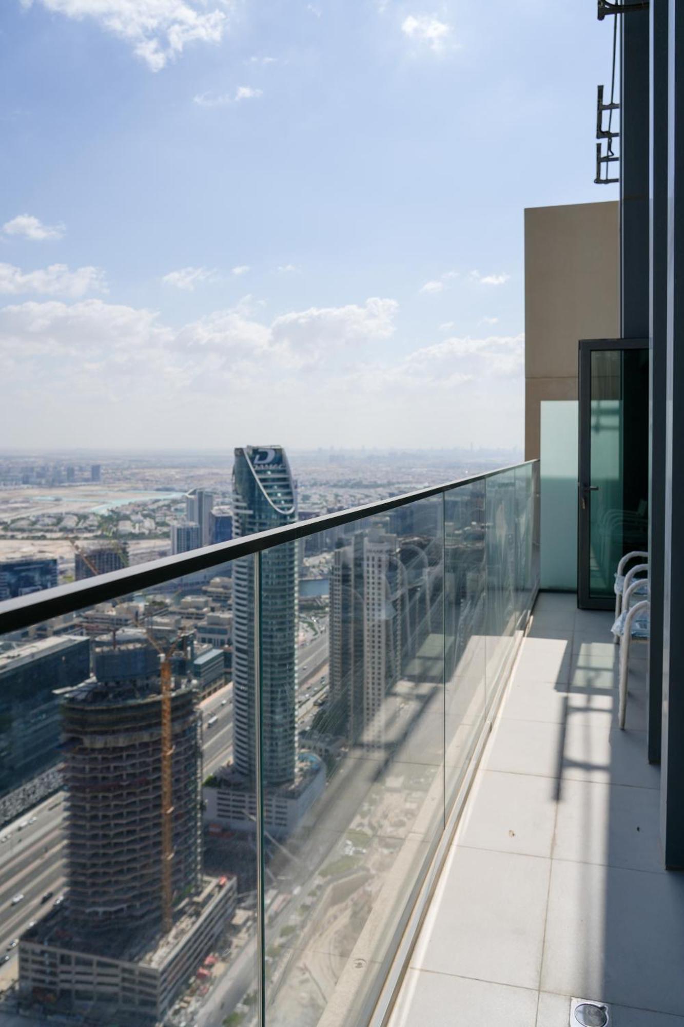 Cozy 1-br In The Heart Of With Skyline Views * Dubai