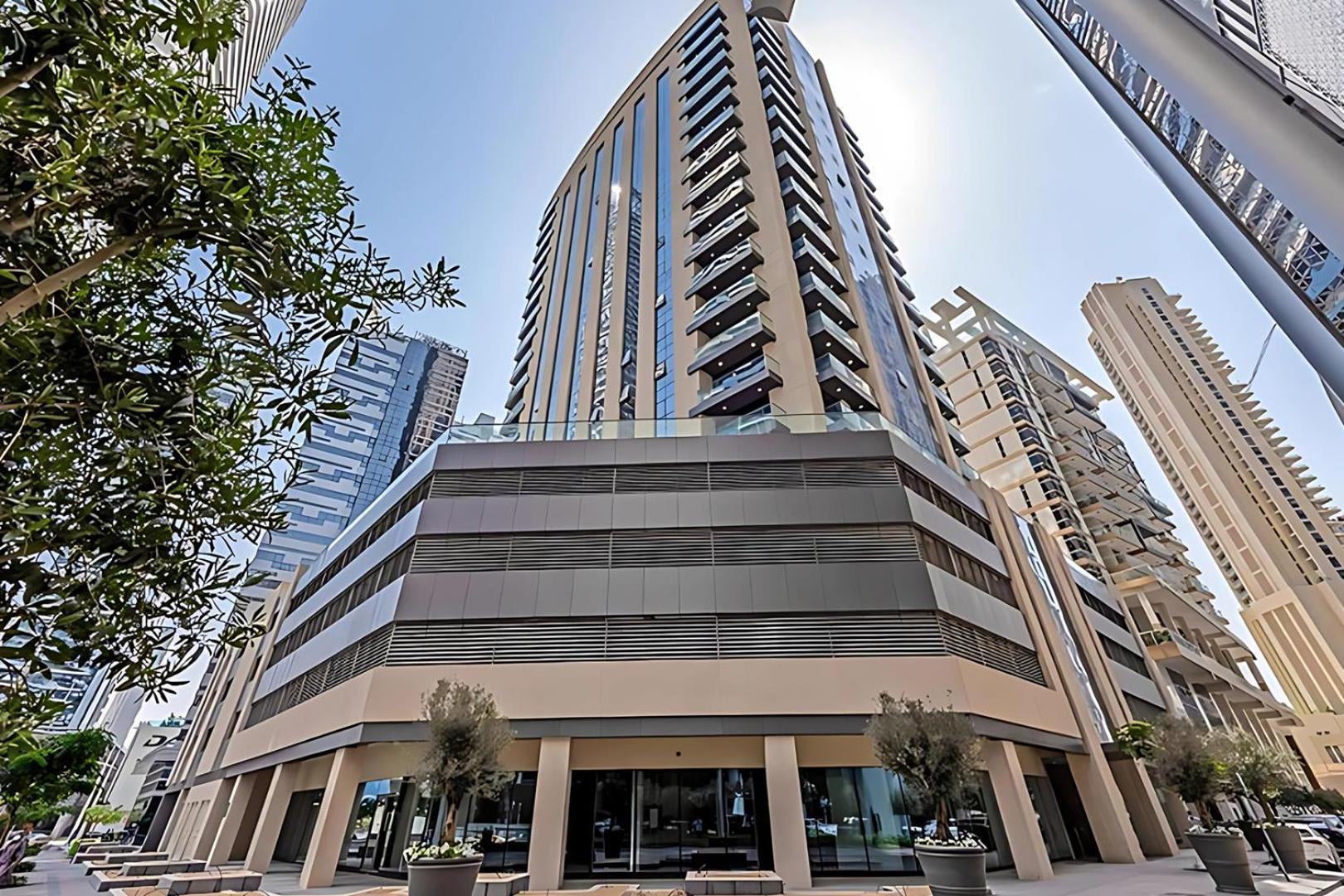 Livbnb - 2b Maid's In Dunya, 5min Walk To Mall Dubai