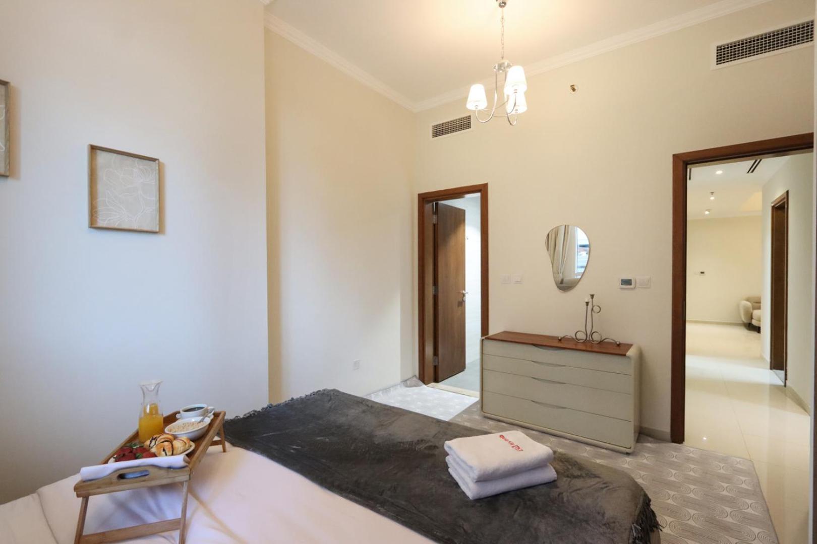 Livbnb - 2b Maid's In Dunya, 5min Walk To Mall