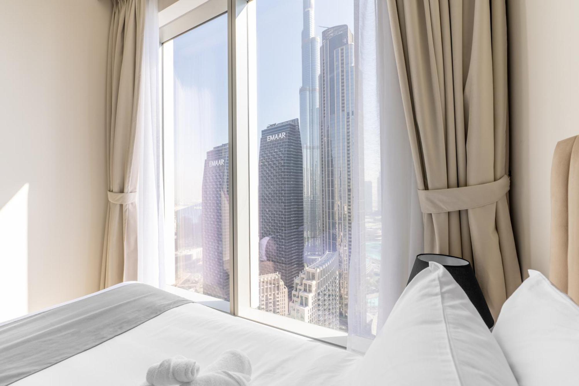 Luxury 3br And Maid Tower 1 With Fountain View Apartment *