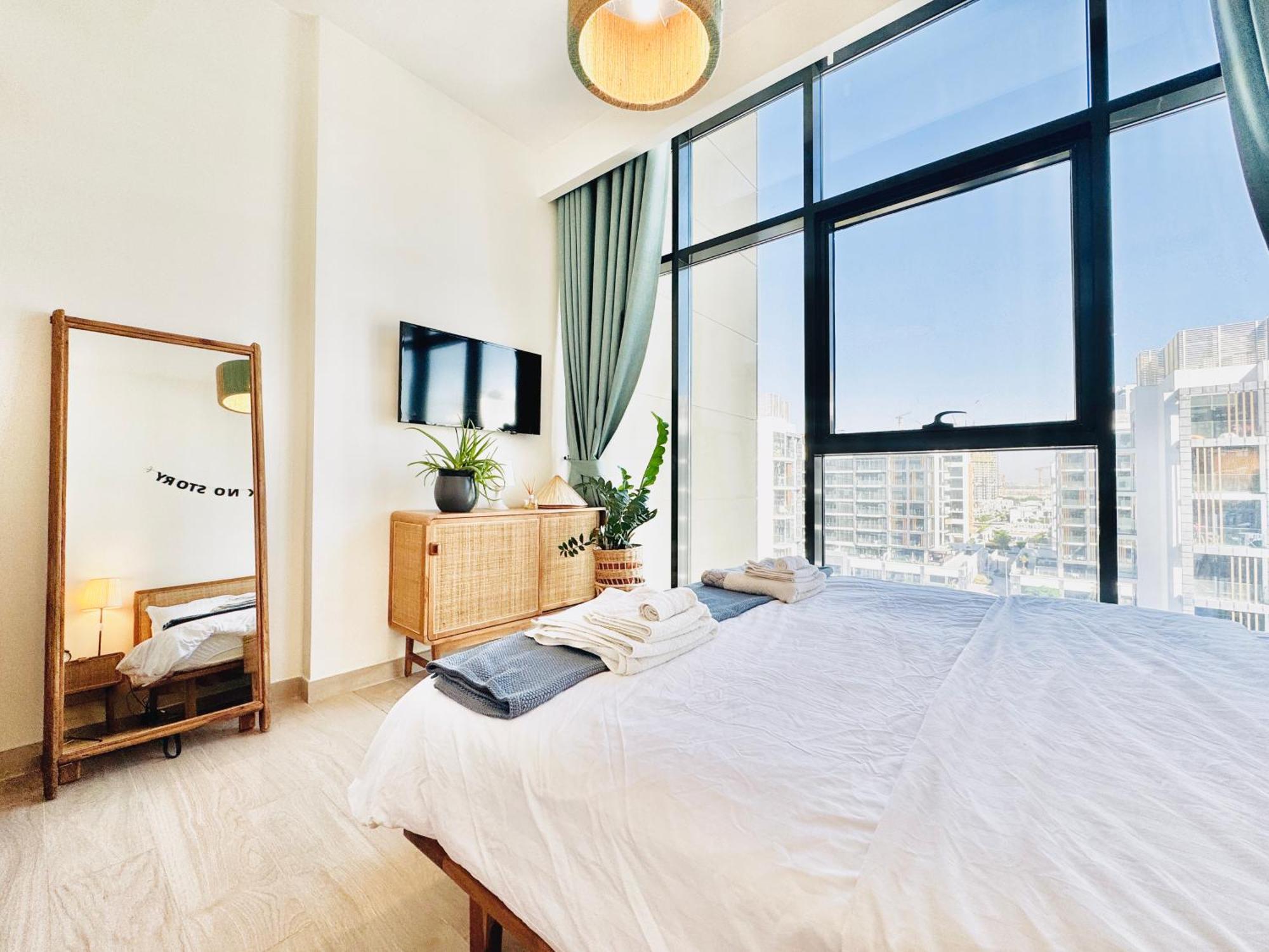 Chic 1-br In Azizi Riviera-your Perfect ! *