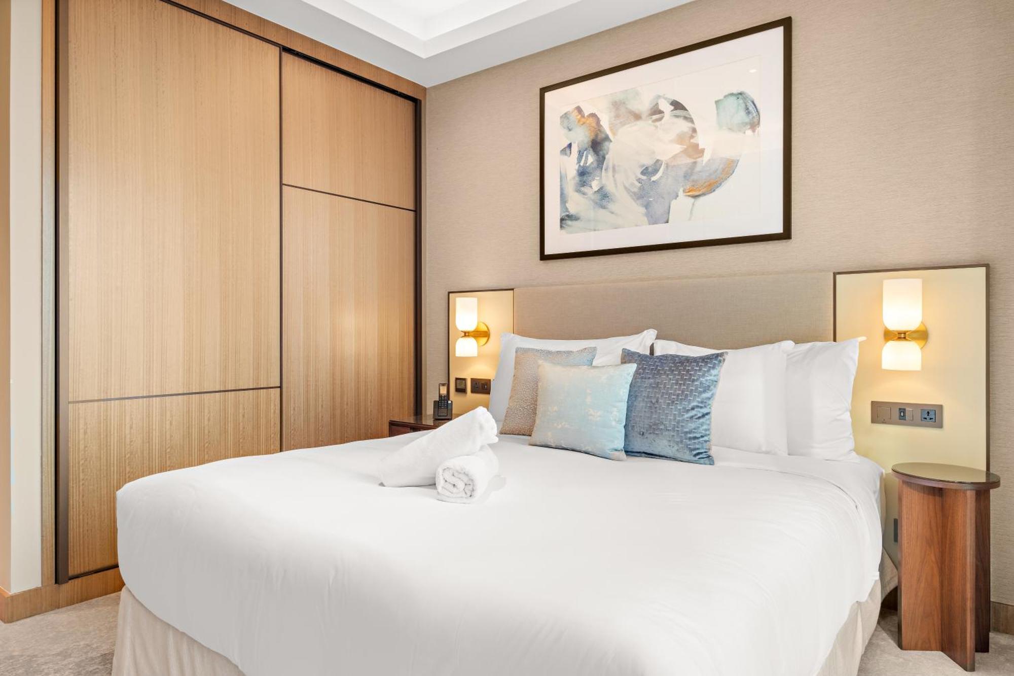 Elegant 2br Address Opera And Walk To Mall & Burj