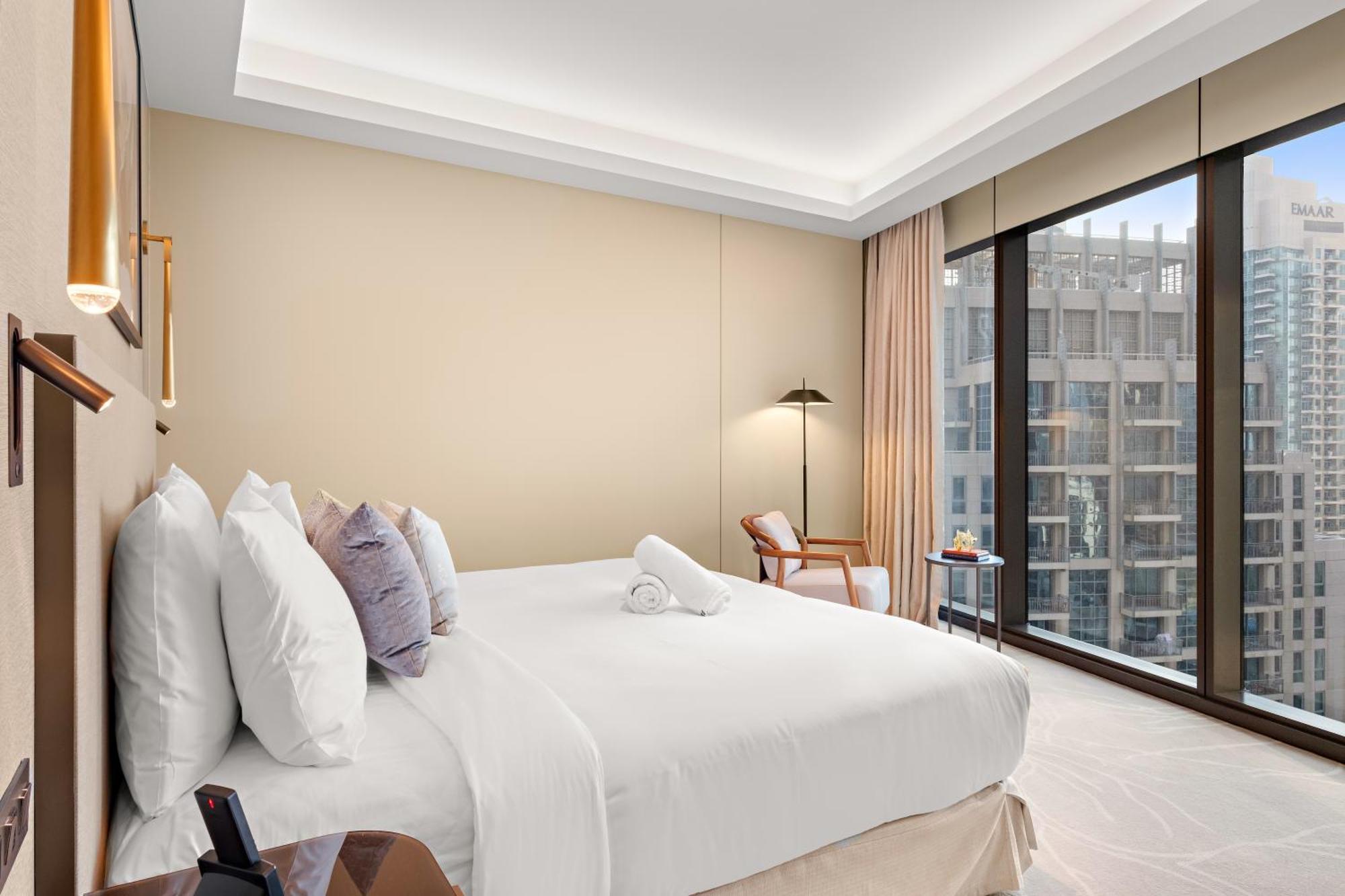 Elegant 2br Address Opera And Walk To Mall & Burj Apartment