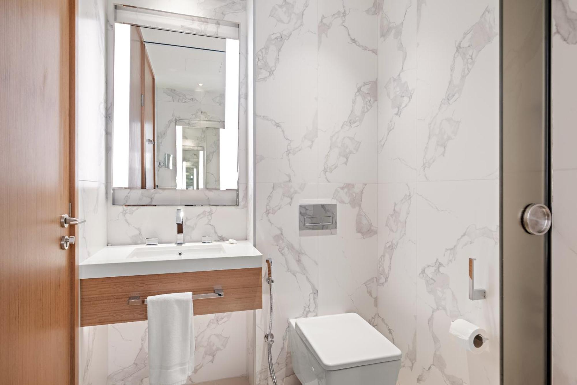 Elegant 2br Address Opera And Walk To Mall & Burj * Dubai