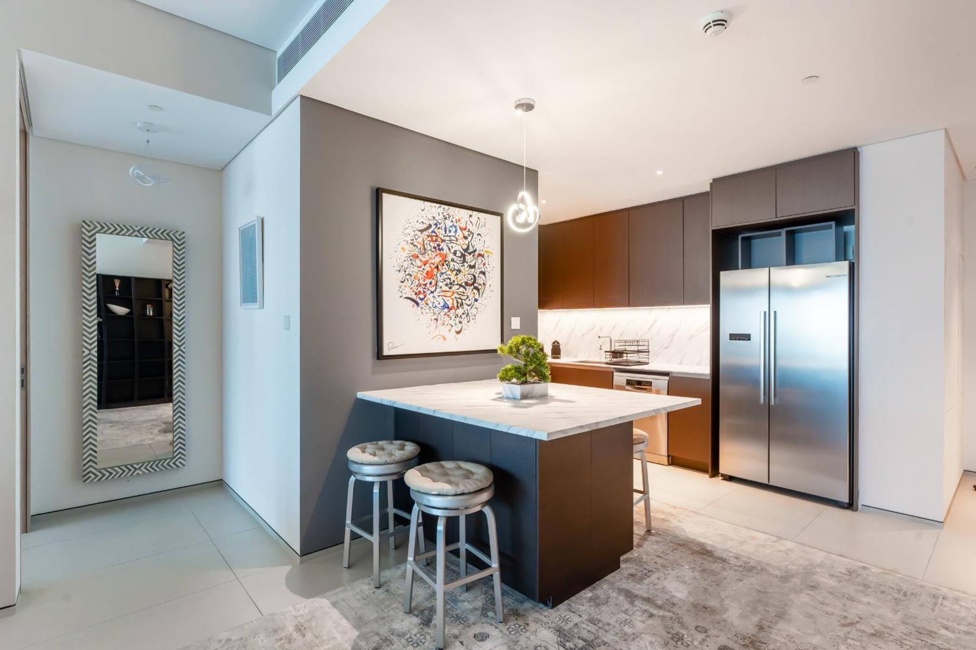 Luxury 2 Bedroom With Breathtaking Apartment *